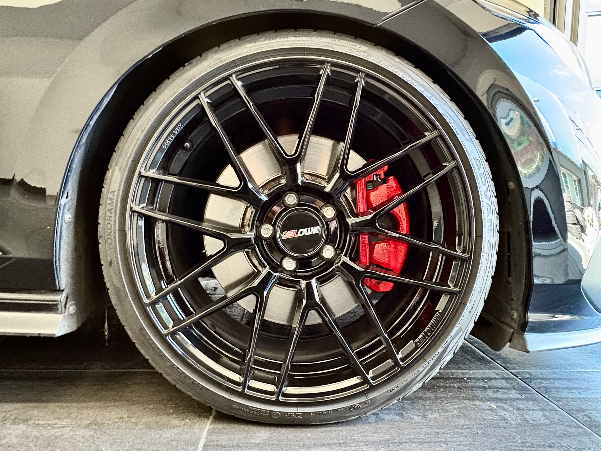 VW Golf 2.0 TSI GTI DSG "ALL BLACK"-image-7