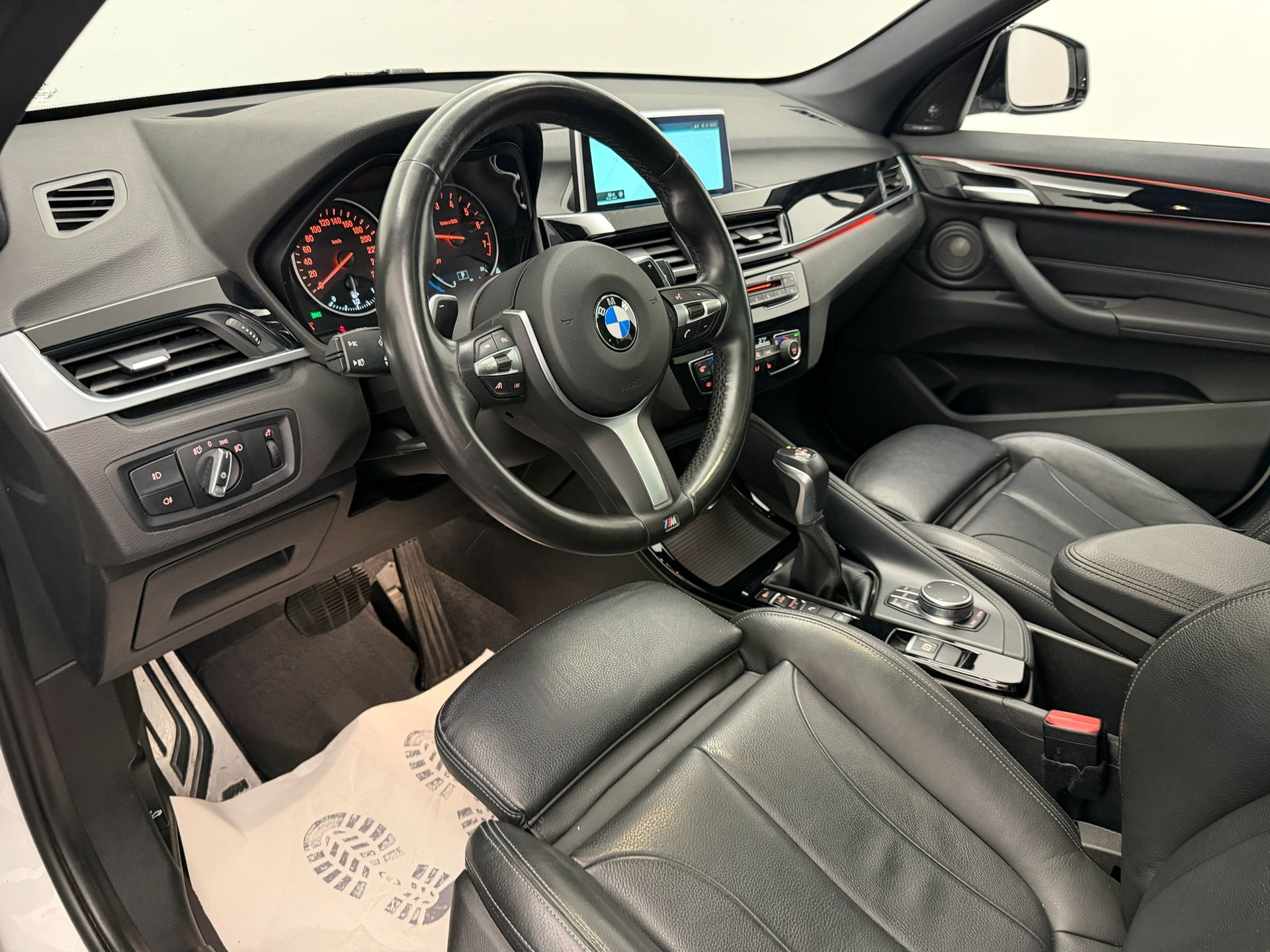 BMW X1 xDrive 25i M Sport Steptronic-image-10