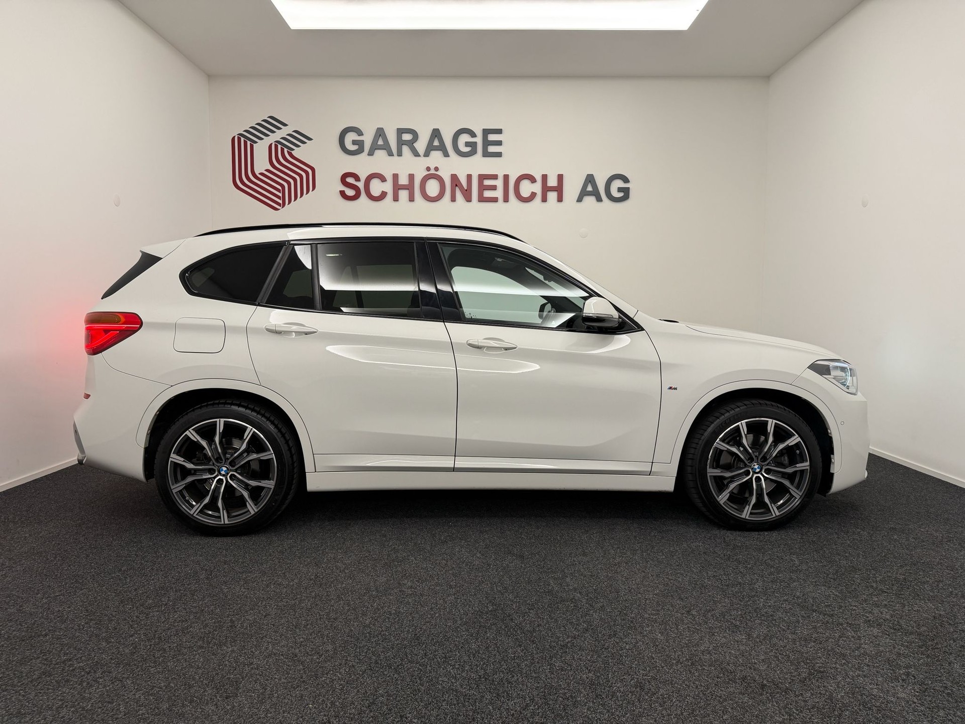 BMW X1 xDrive 25i M Sport Steptronic-image-3