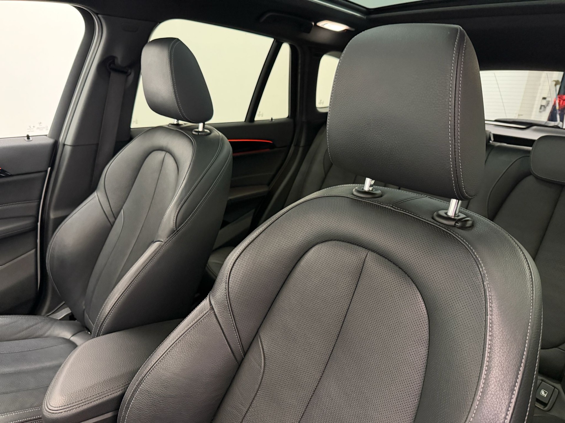 BMW X1 xDrive 25i M Sport Steptronic-image-14