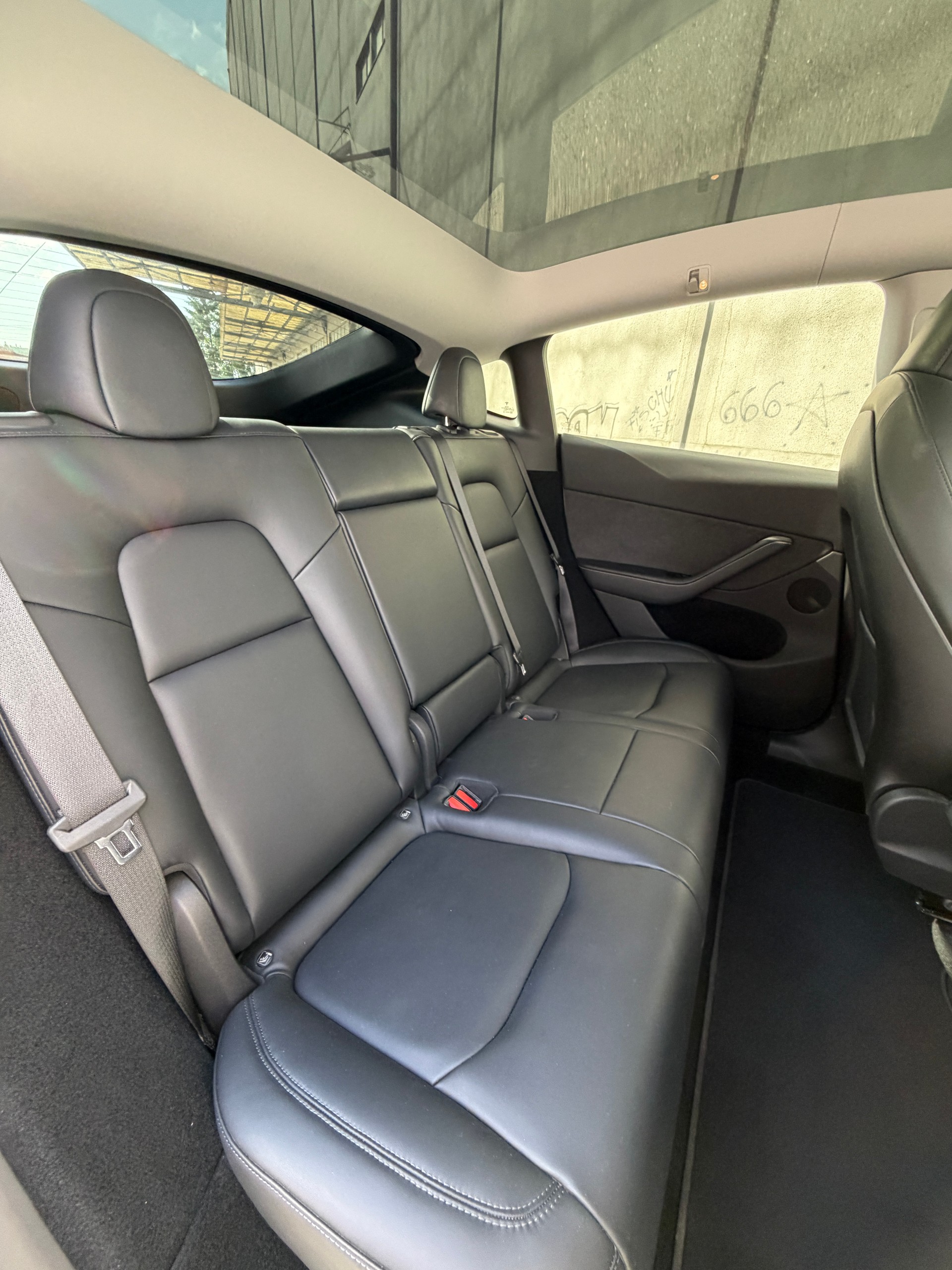 TESLA Model Y Performance-image-6