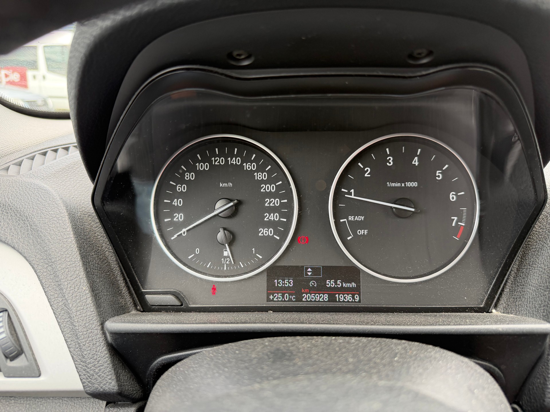 BMW 116i-image-11