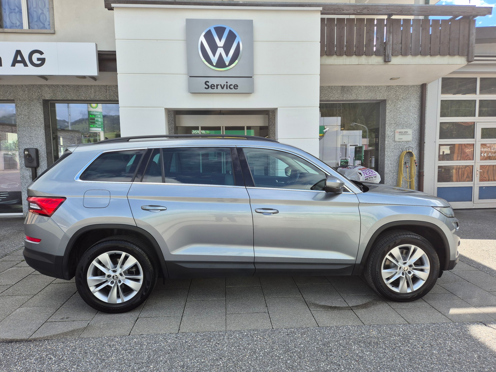 SKODA Kodiaq 2.0 TSI 4x4 Style-image-3