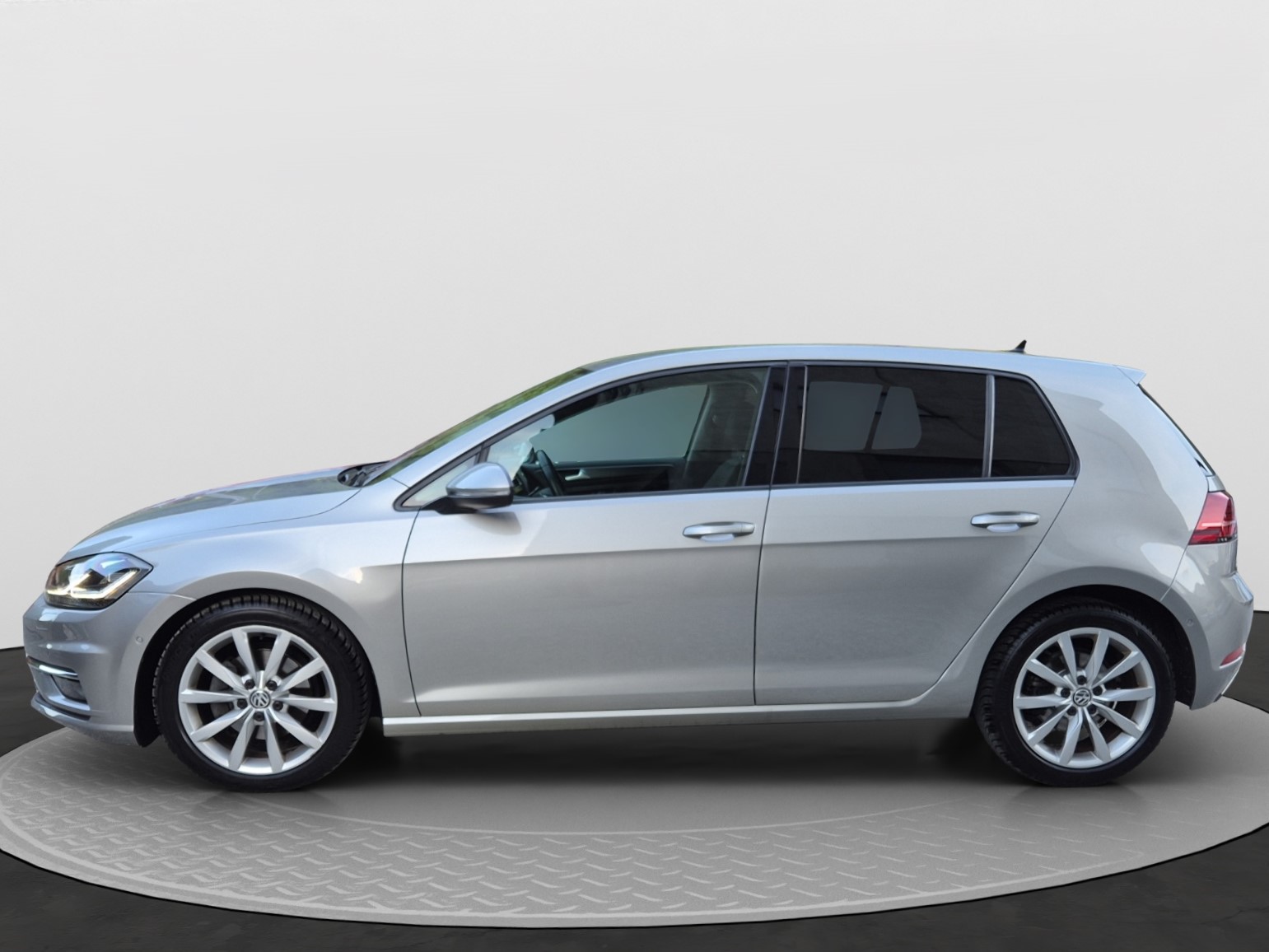 VW Golf 1.5 TSI EVO Highline DSG-image-7