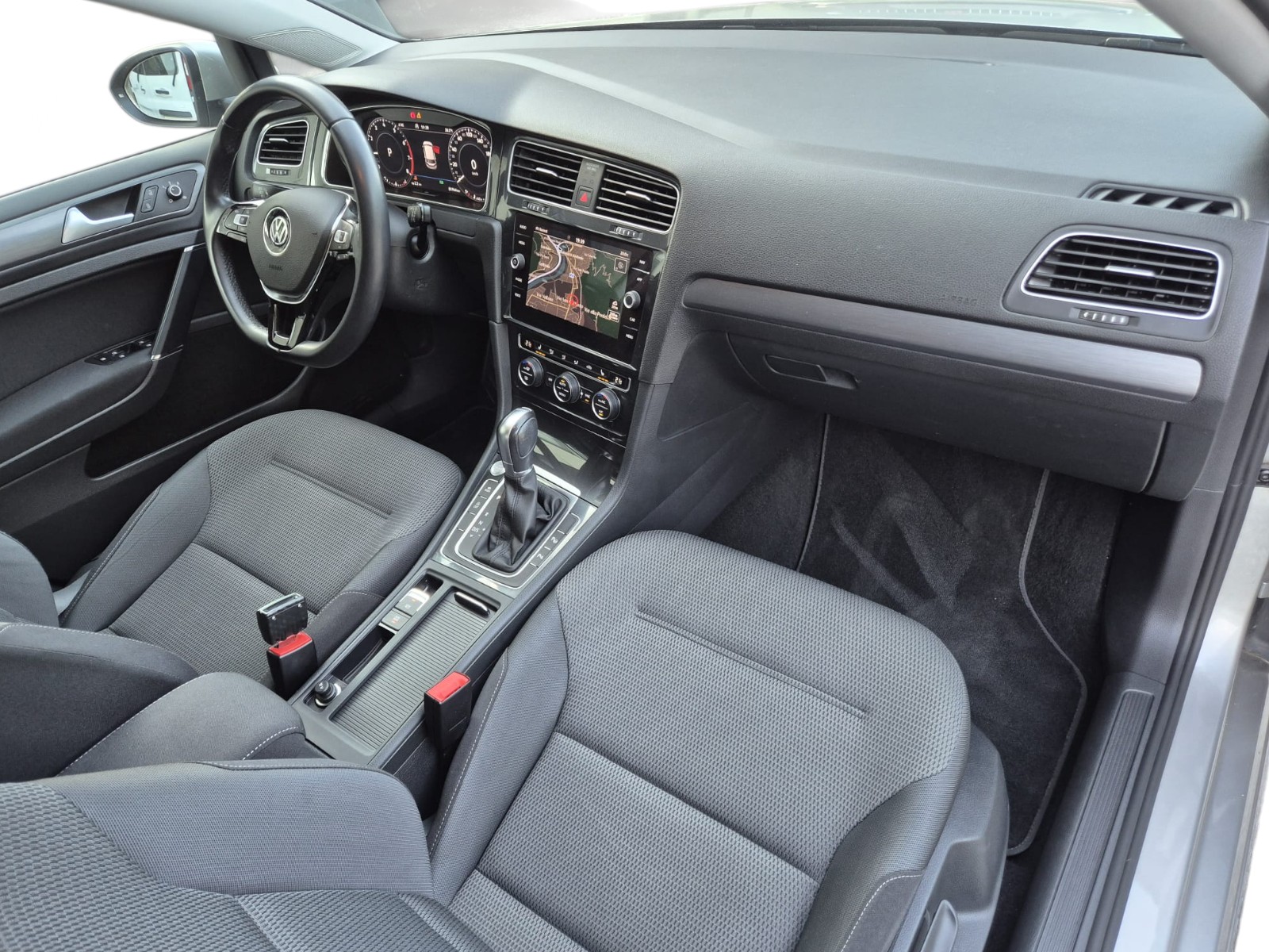 VW Golf 1.5 TSI EVO Highline DSG-image-14