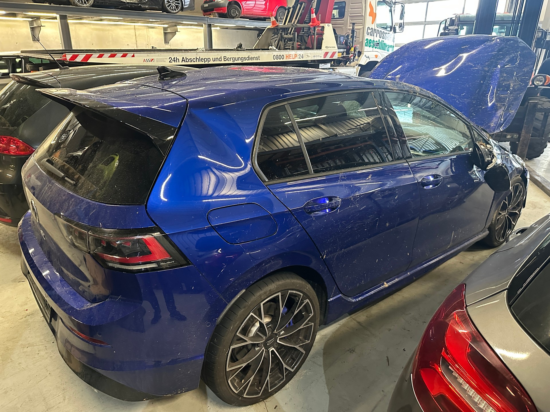 VW Golf 2.0 TSI R DSG 4 Motion-image-2