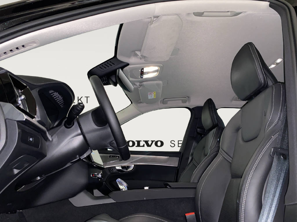 VOLVO XC90 2.0 B5 MH Plus Bright AWD-image-6
