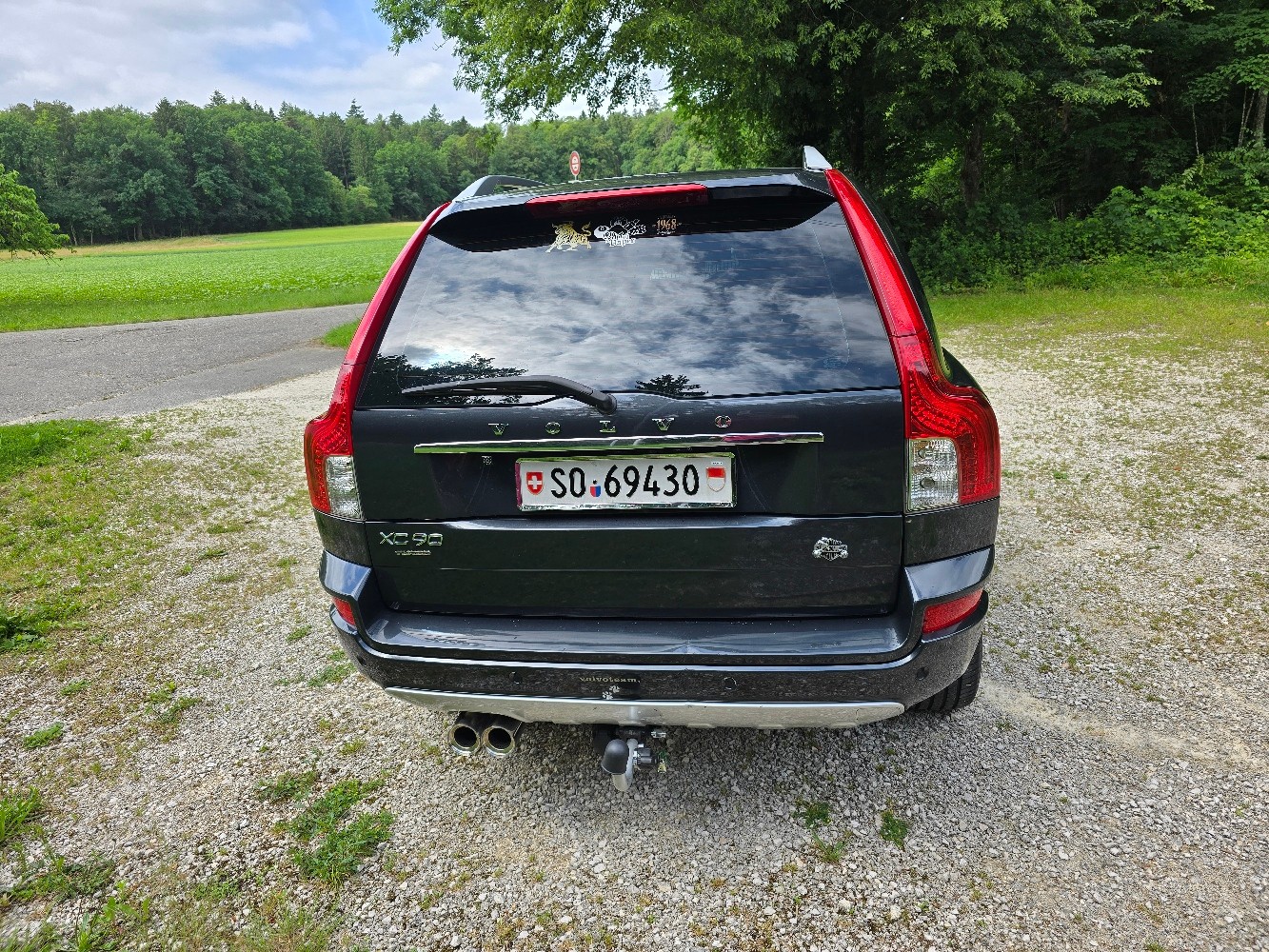 VOLVO XC90-image-2