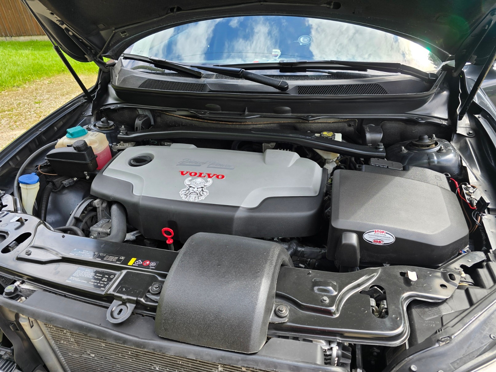 VOLVO XC90-image-6