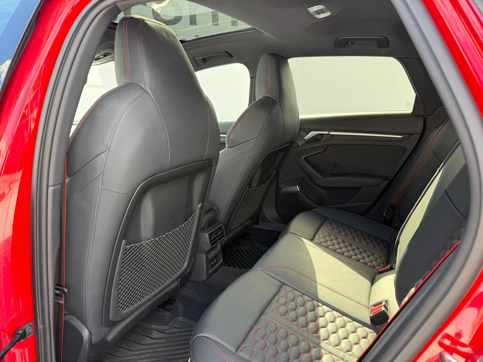 AUDI RS3 Sportback 2.5 TSI quattro S-tronic-image-7