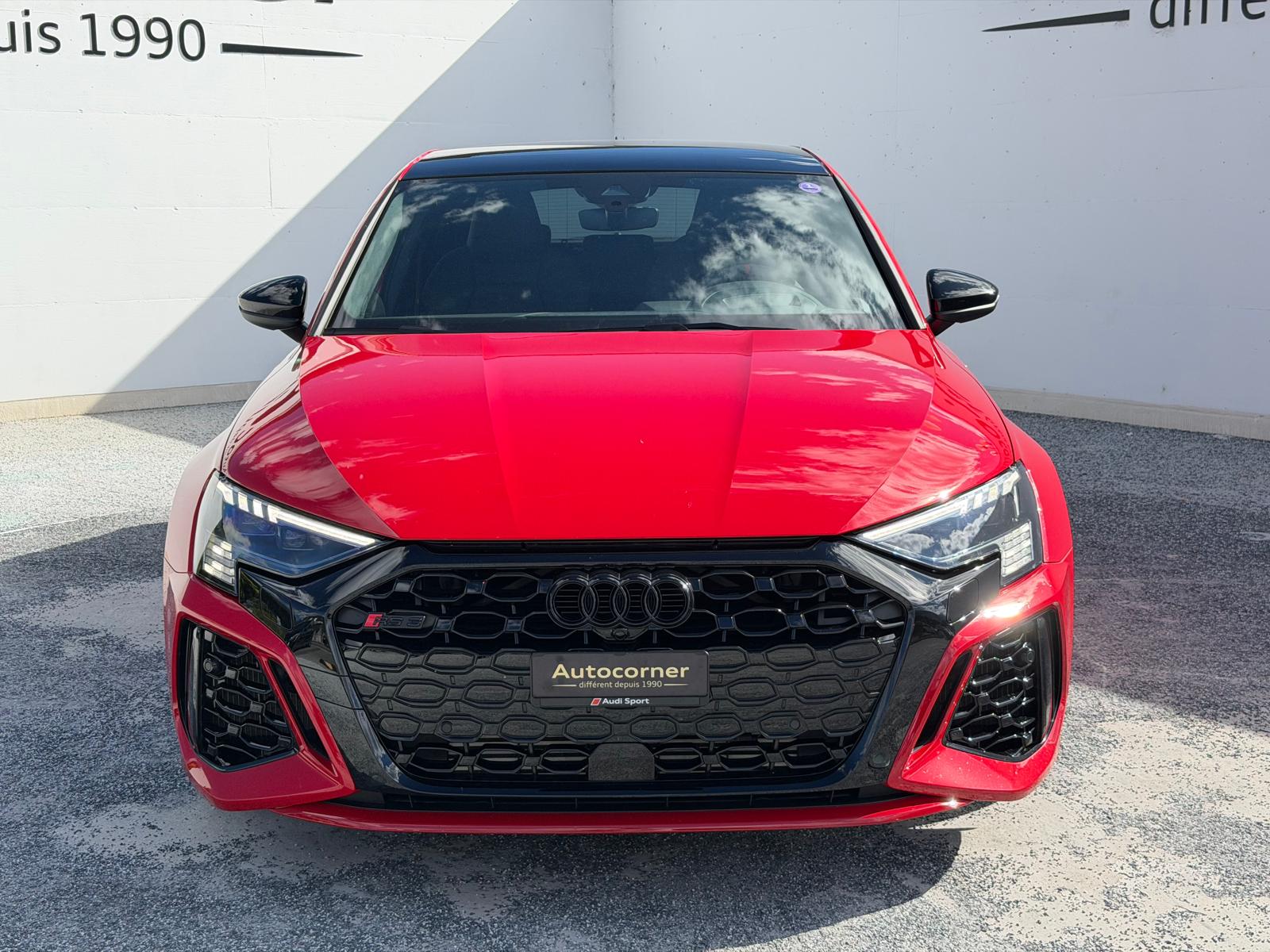 AUDI RS3 Sportback 2.5 TSI quattro S-tronic-image-2