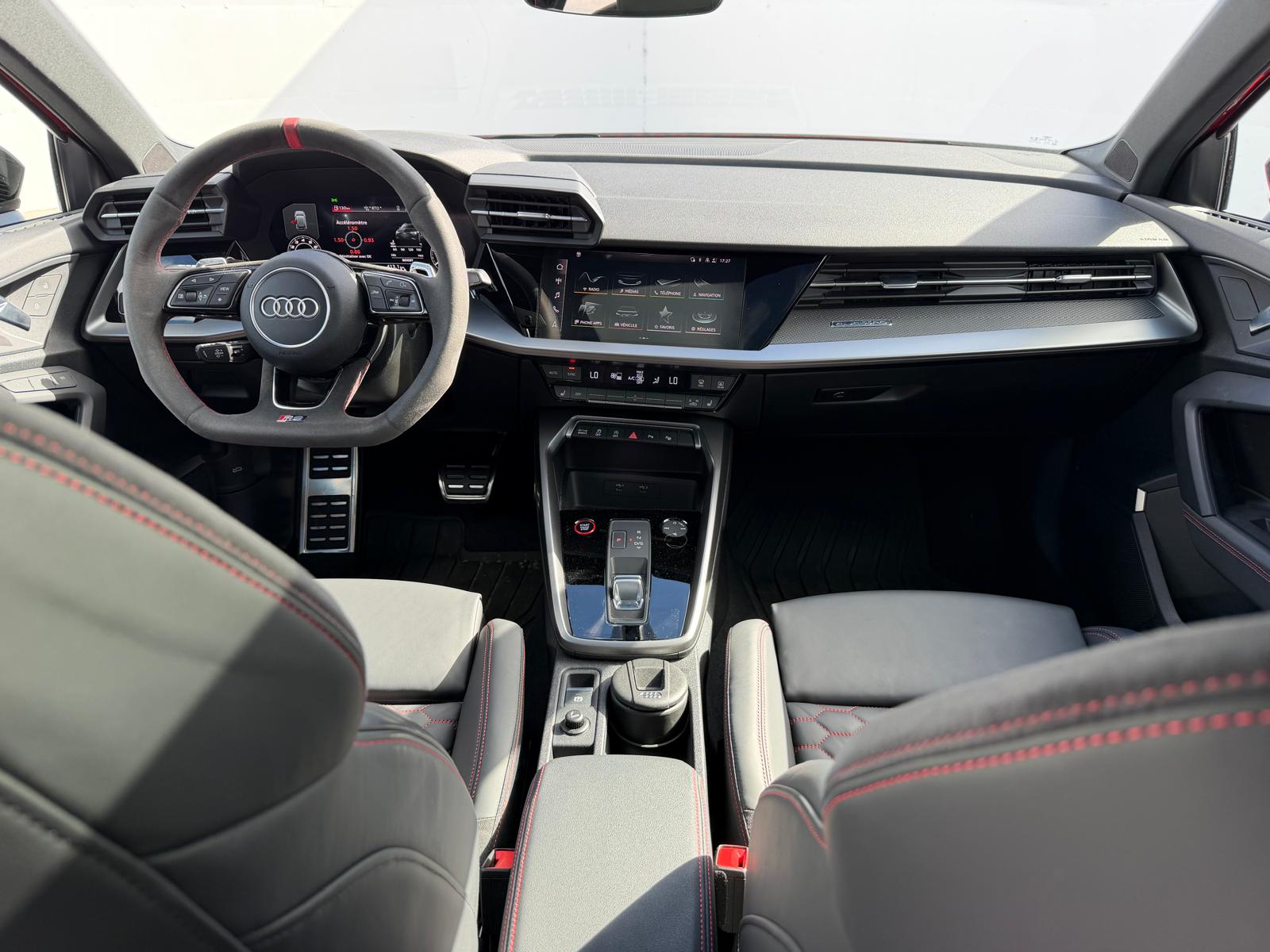 AUDI RS3 Sportback 2.5 TSI quattro S-tronic-image-8