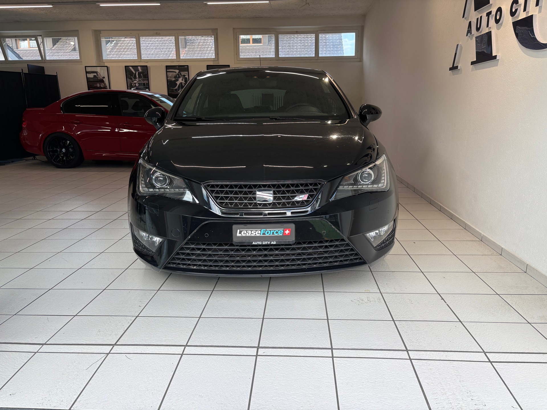 SEAT Ibiza SC 1.8 TSI Cupra-image-4