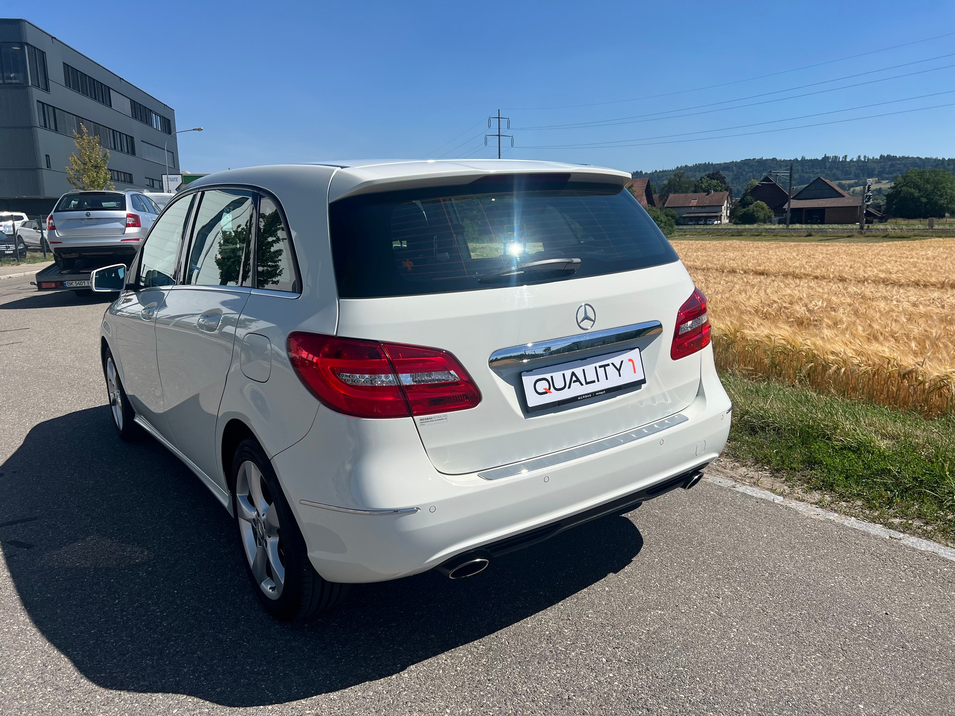 MERCEDES-BENZ B 200 7G-DCT-image-12
