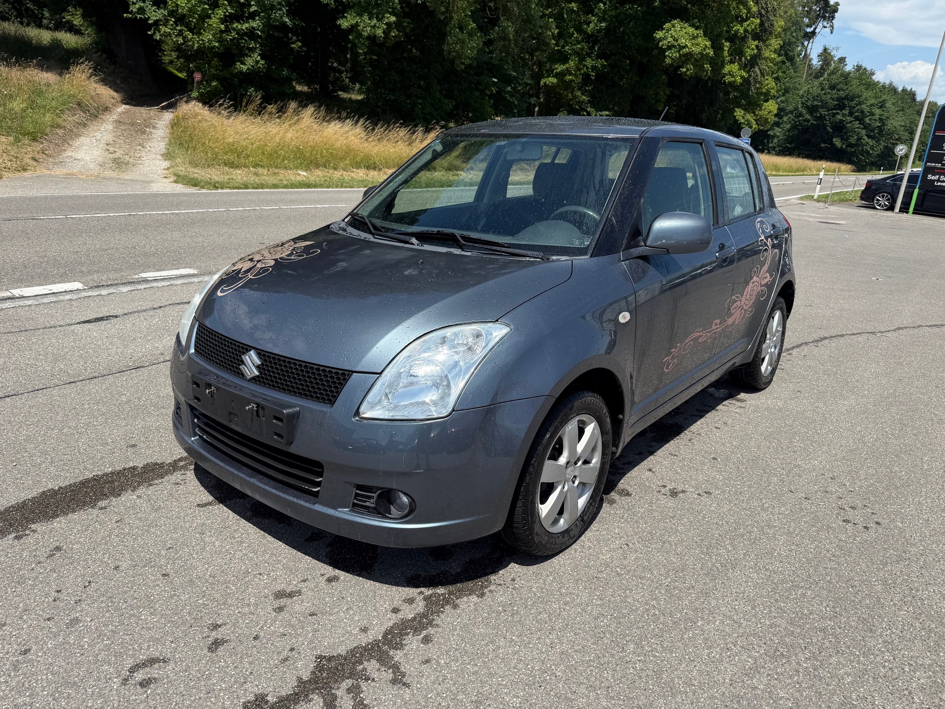 SUZUKI Swift 1.3i 16V GL Top 4x4-image-0
