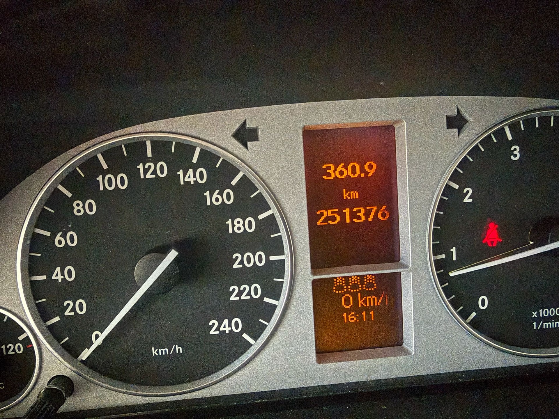 MERCEDES-BENZ Turbo-image-1