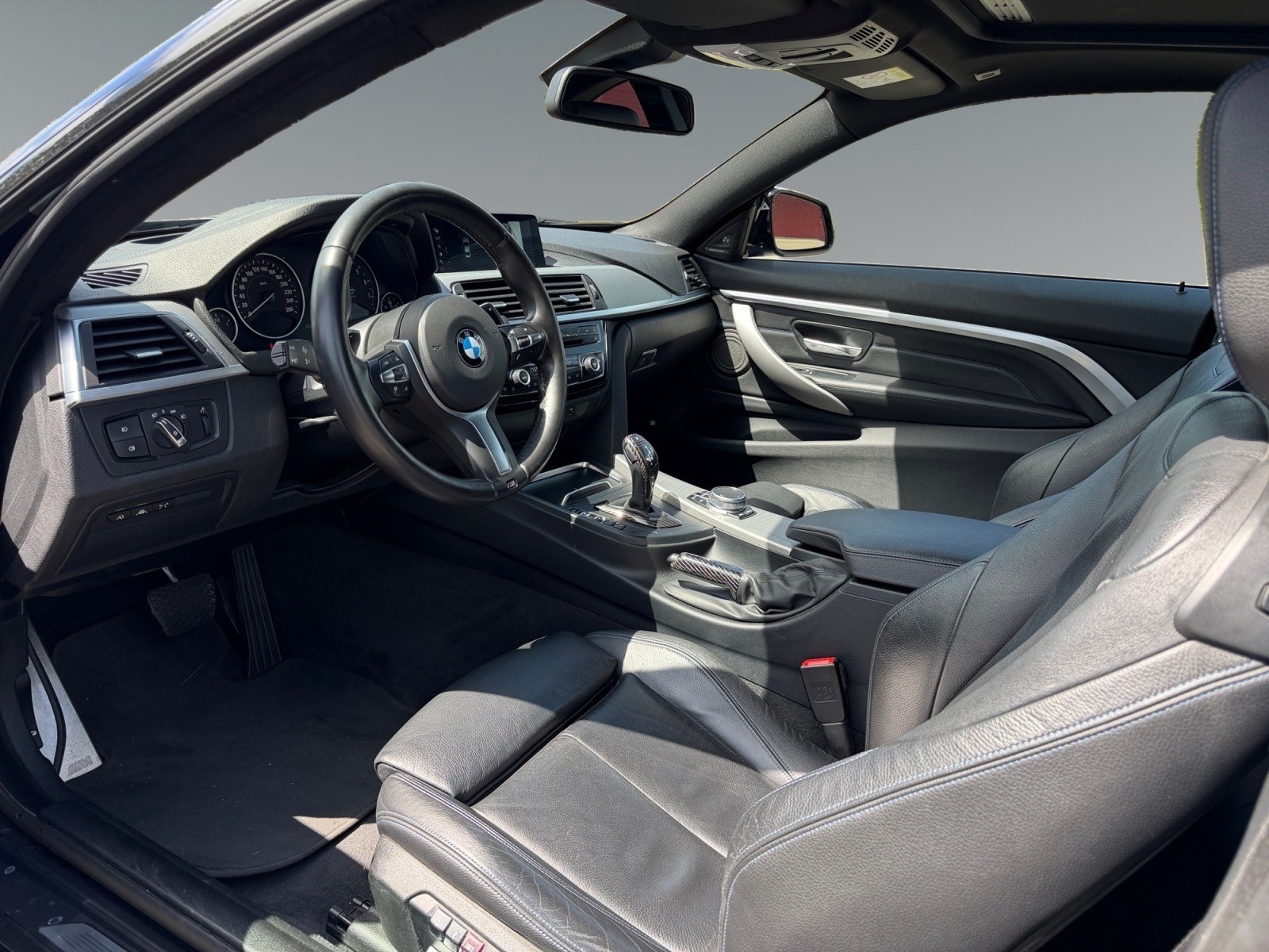 BMW 440i Coupé xDrive M Sport Steptronic-image-9
