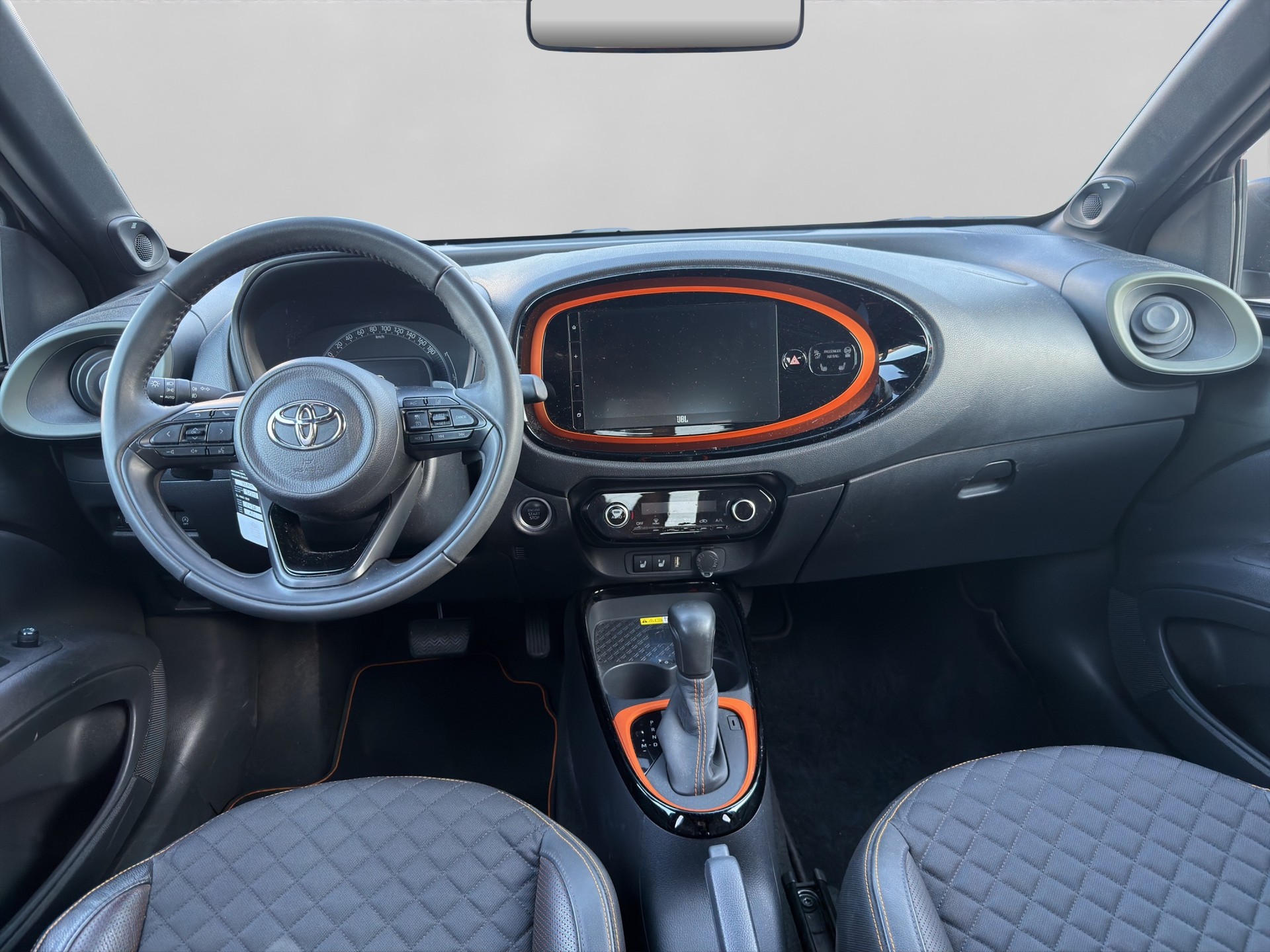 TOYOTA Aygo X 1.0 VVT-i Limited CVT-image-10