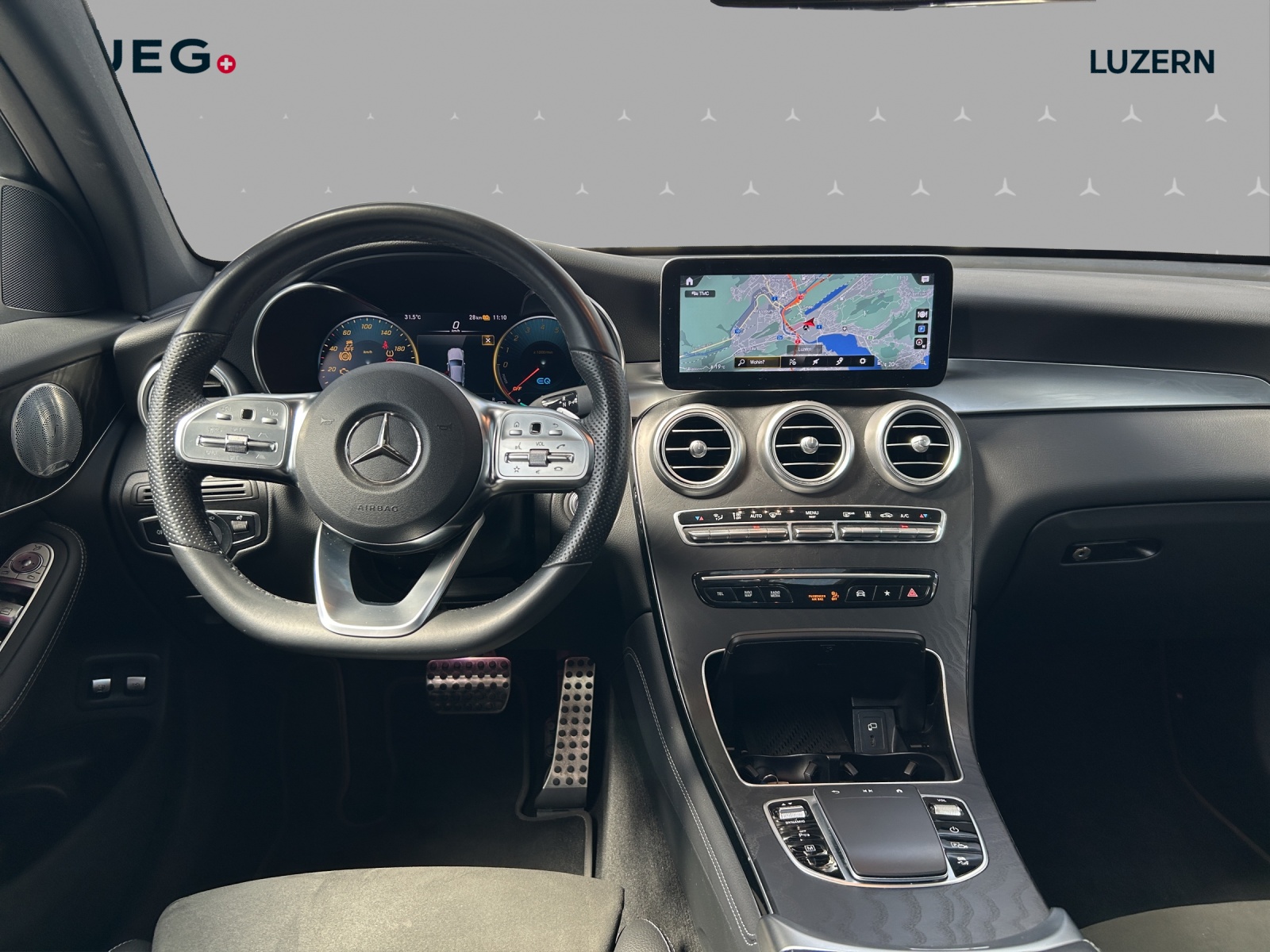 MERCEDES-BENZ GLC Coupé 300 e AMG Line 9G-Tronic-image-10