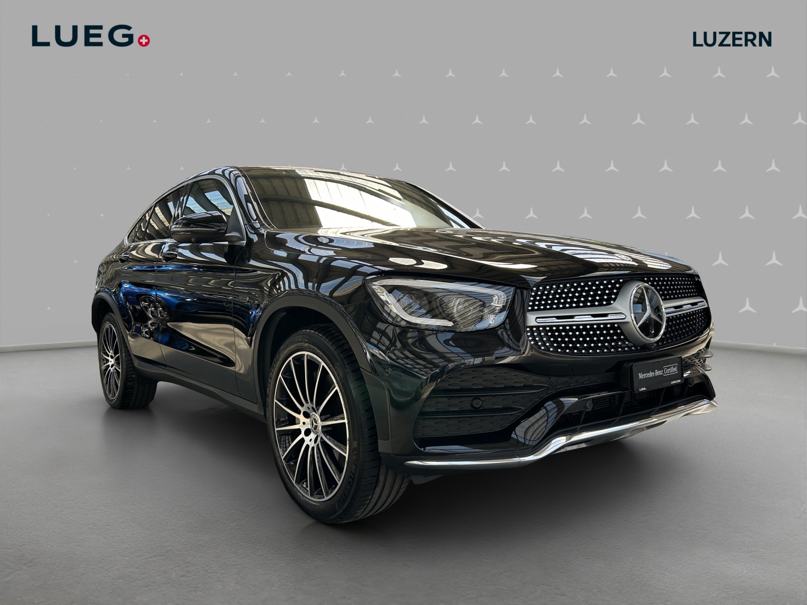 MERCEDES-BENZ GLC Coupé 300 e AMG Line 9G-Tronic-image-4