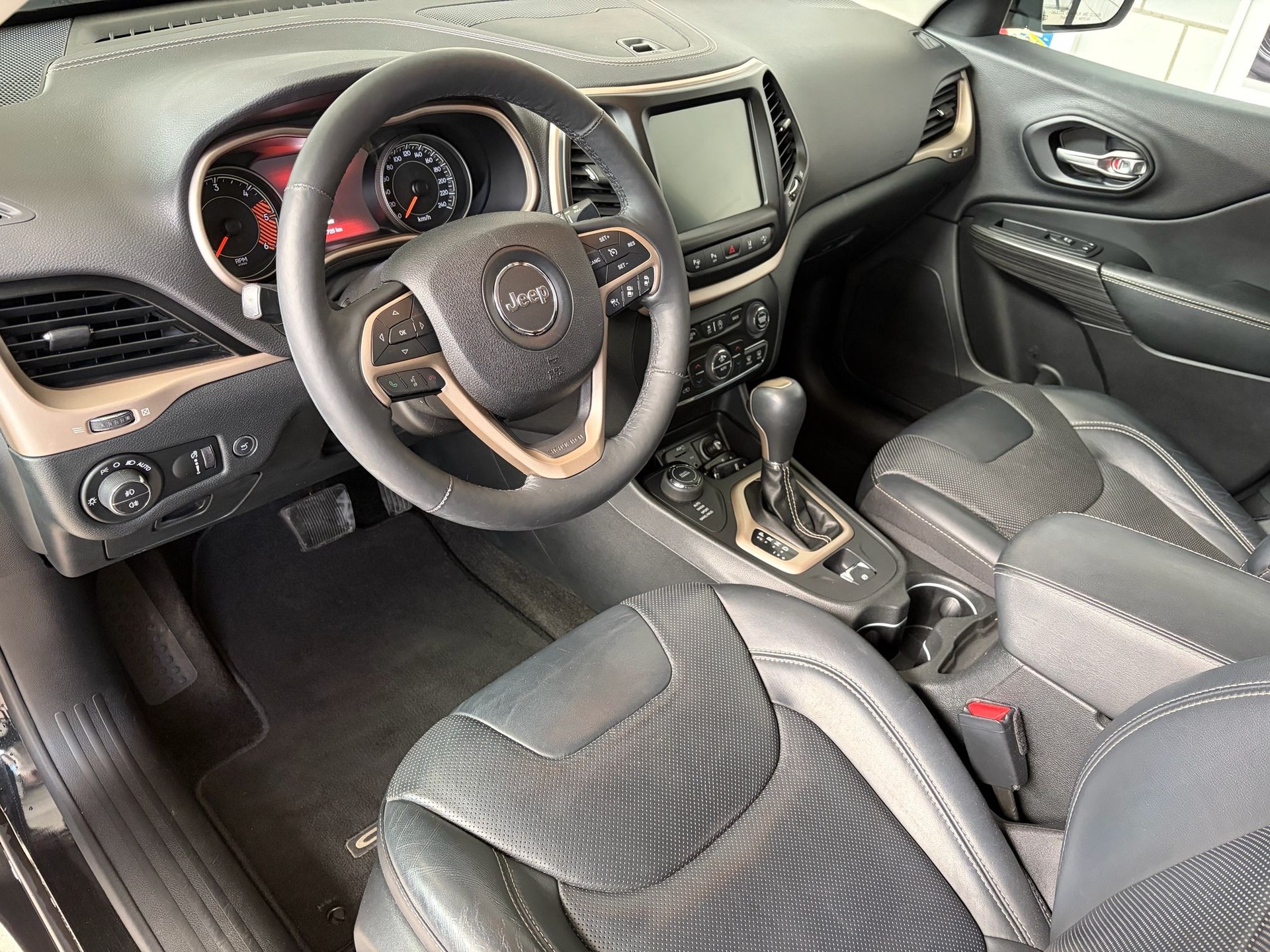 JEEP Cherokee 2.0TD Limited AWD 9ATX-image-5