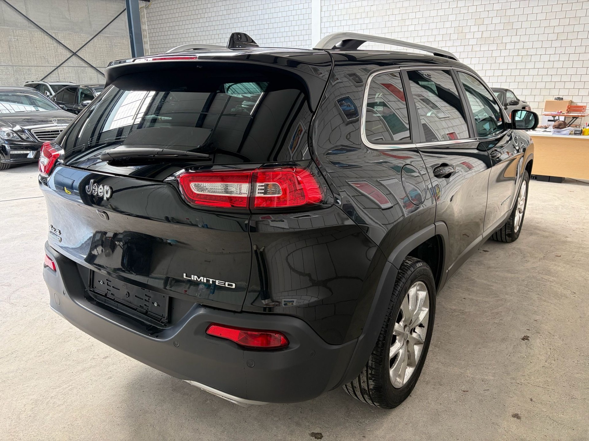 JEEP Cherokee 2.0TD Limited AWD 9ATX-image-4