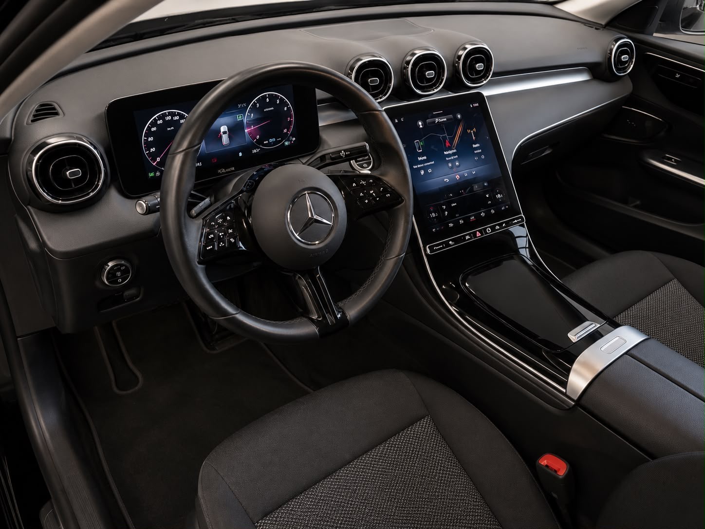 MERCEDES-BENZ C 200 T AMG Line-image-12