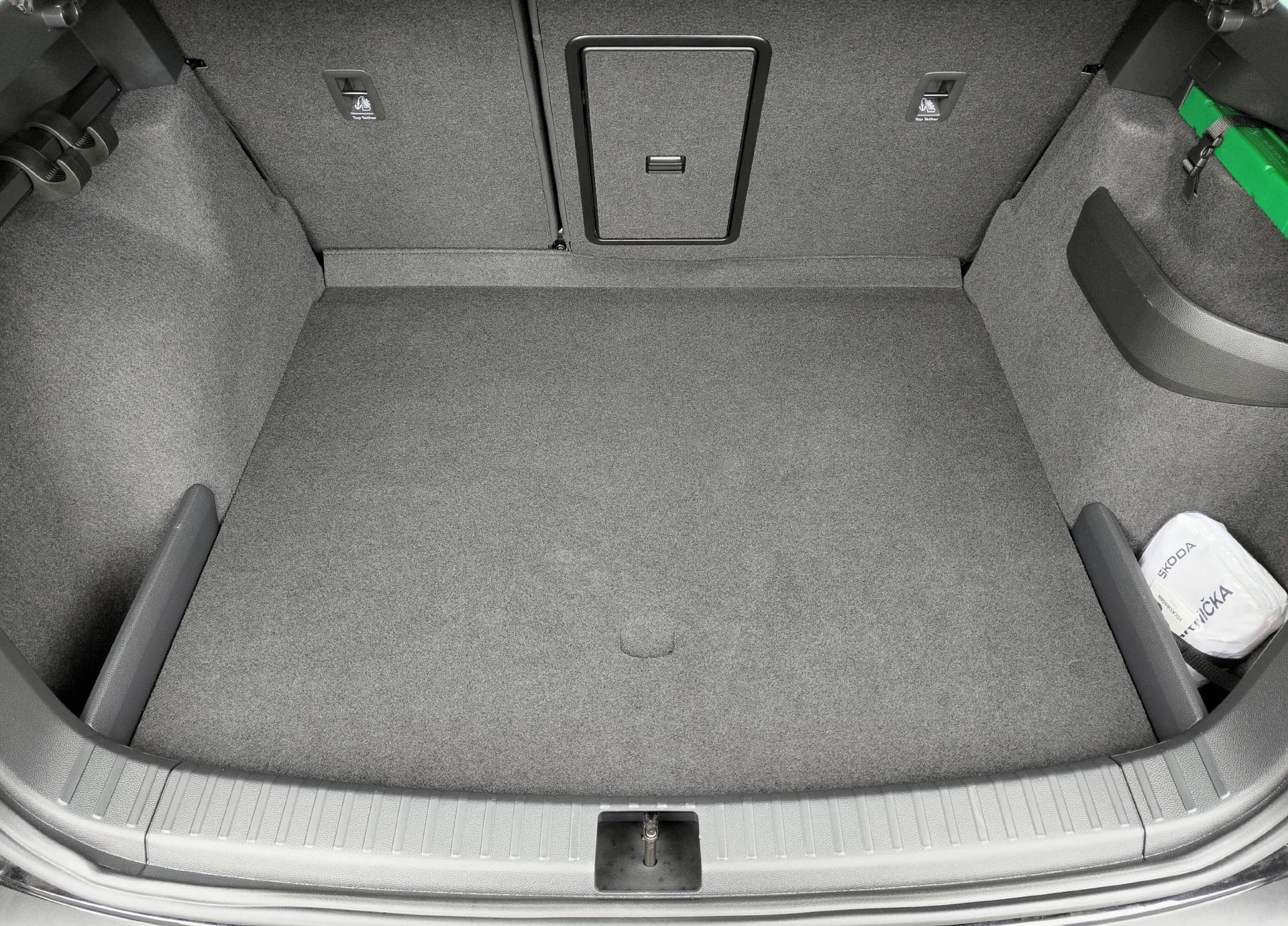 SKODA Karoq 2.0 TDI SportLine 4x4 DSG-image-14