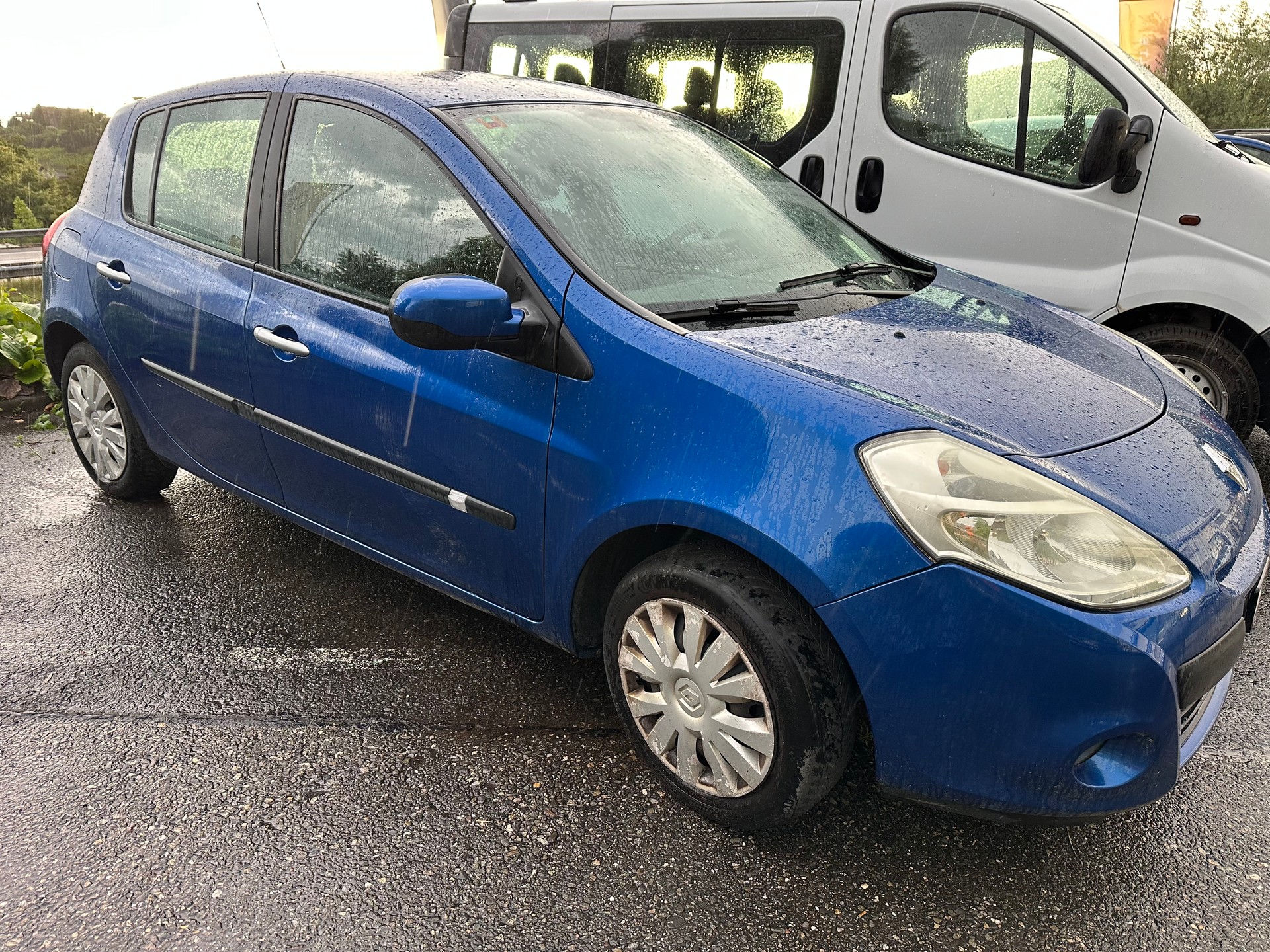 RENAULT Clio 1.2 16V Expression-image-1