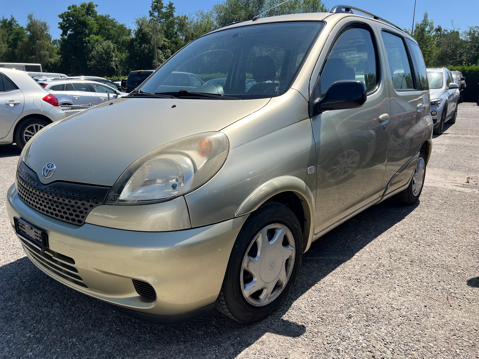 TOYOTA Yaris Verso 1.3 Linea Sol-image-0