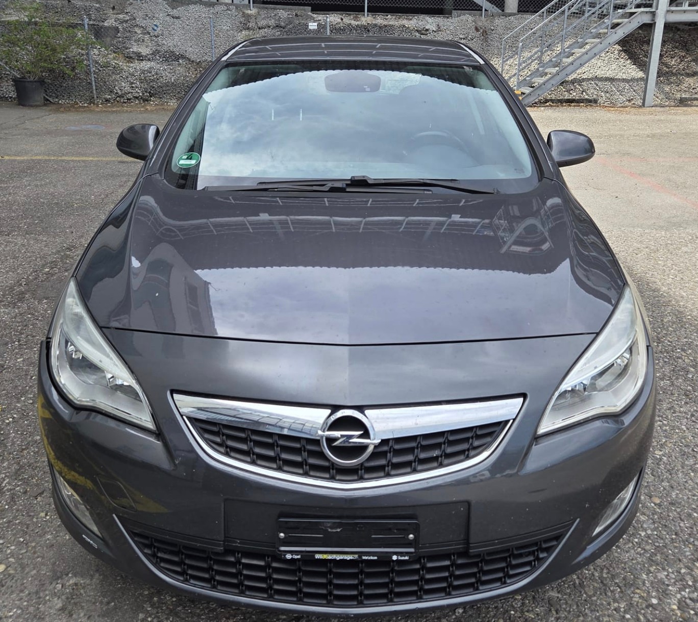 OPEL Astra 1.6i 16V Turbo Cosmo-image-0