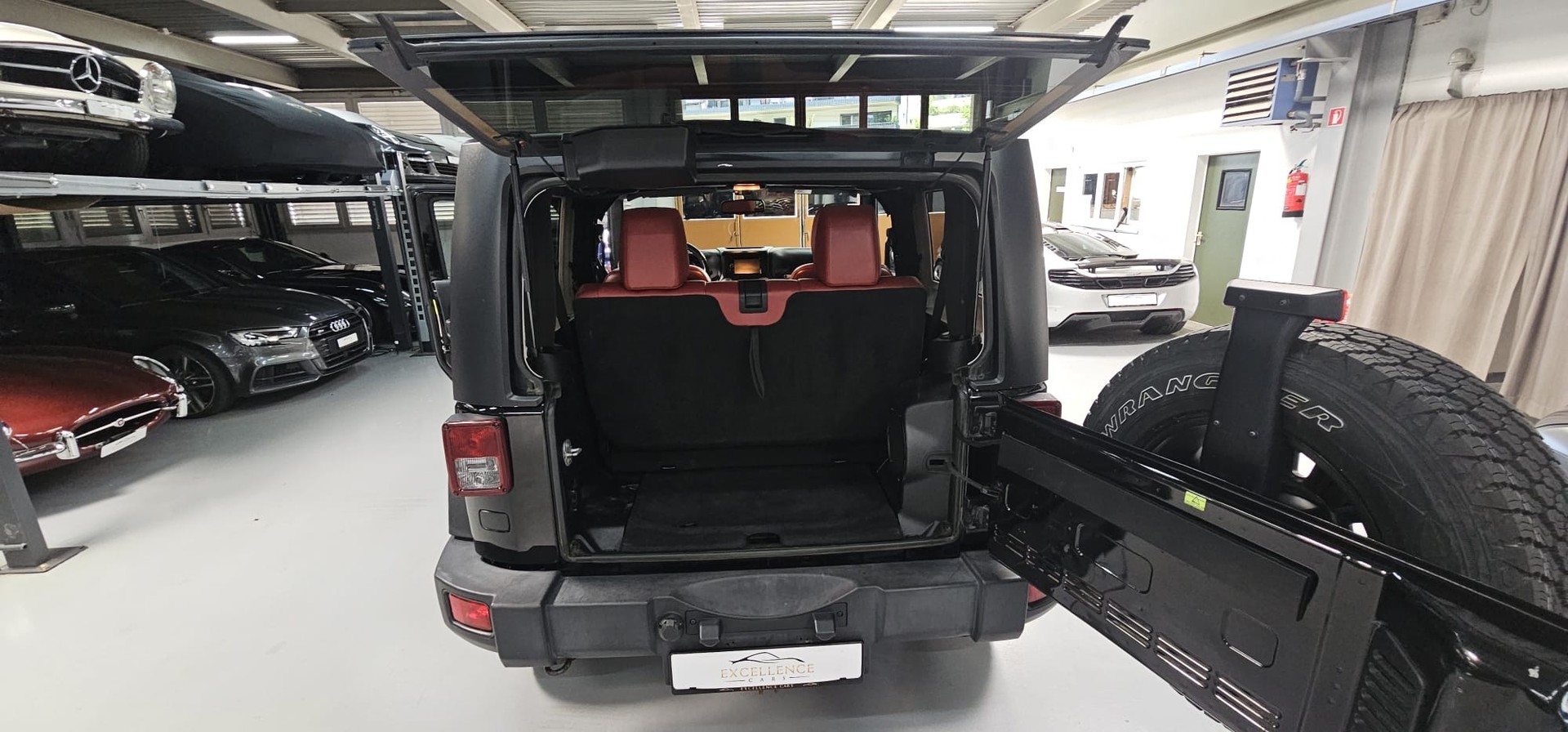 JEEP Wrangler 2.8 CRD Rubicon Automatic hardtop-image-14