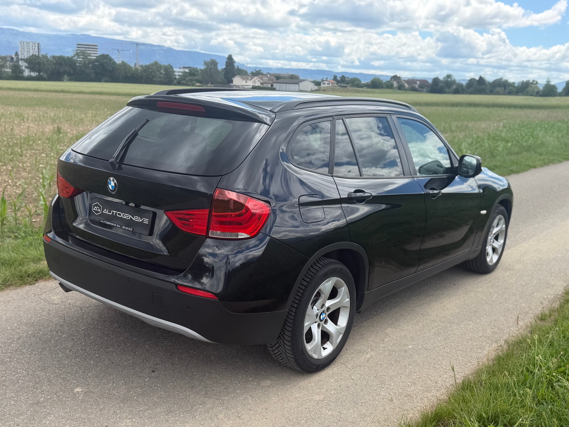 BMW X1 sDrive 18d Steptronic-image-9