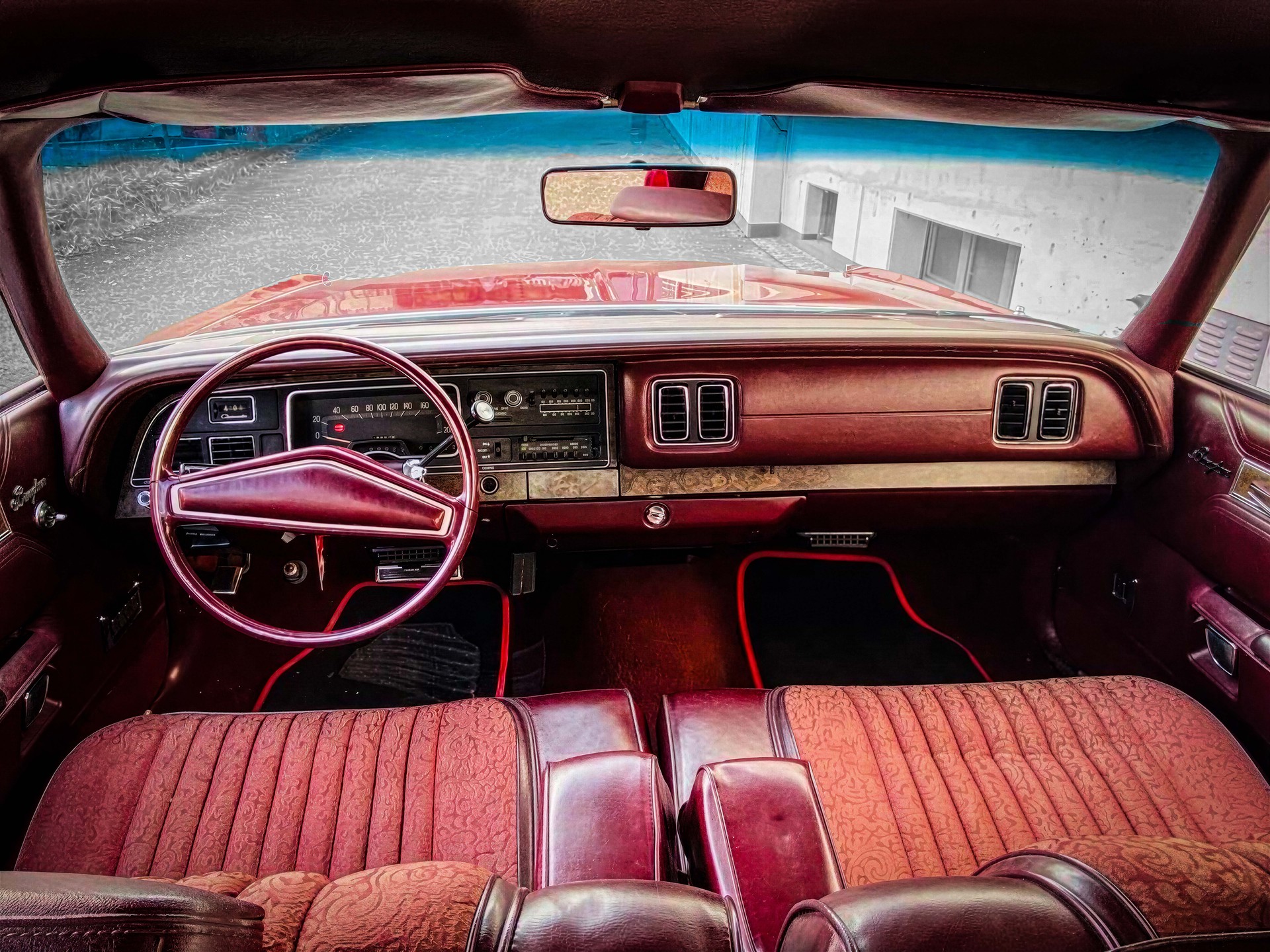 PLYMOUTH Gran Fury Brougham-image-3