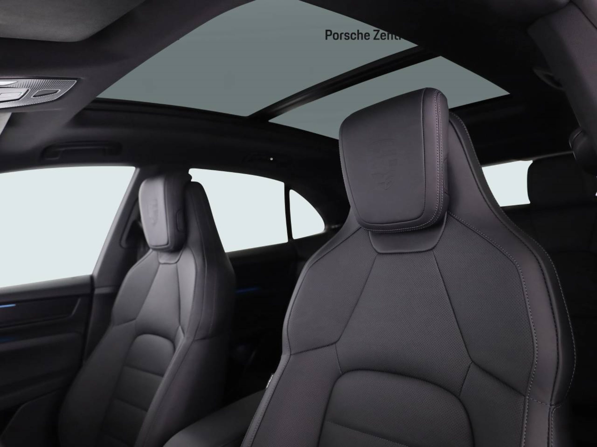 PORSCHE Macan 4S-image-10