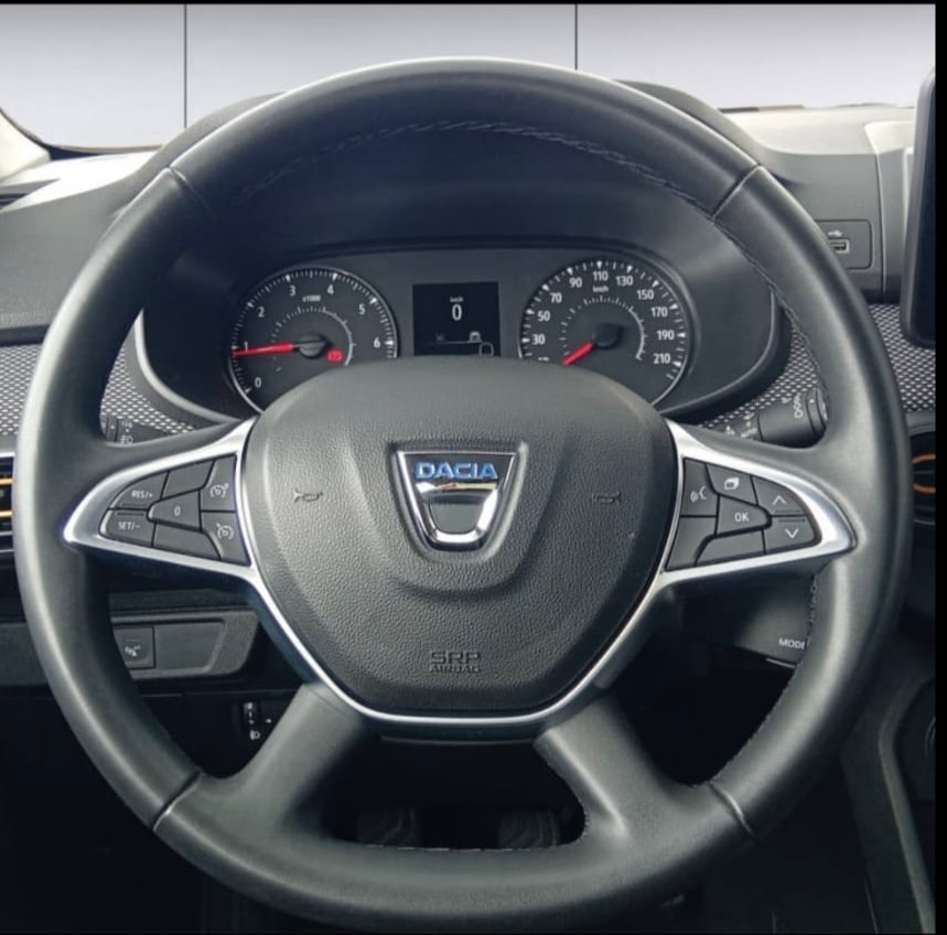 DACIA Sandero Stepway TCe 90 Comfort-image-6
