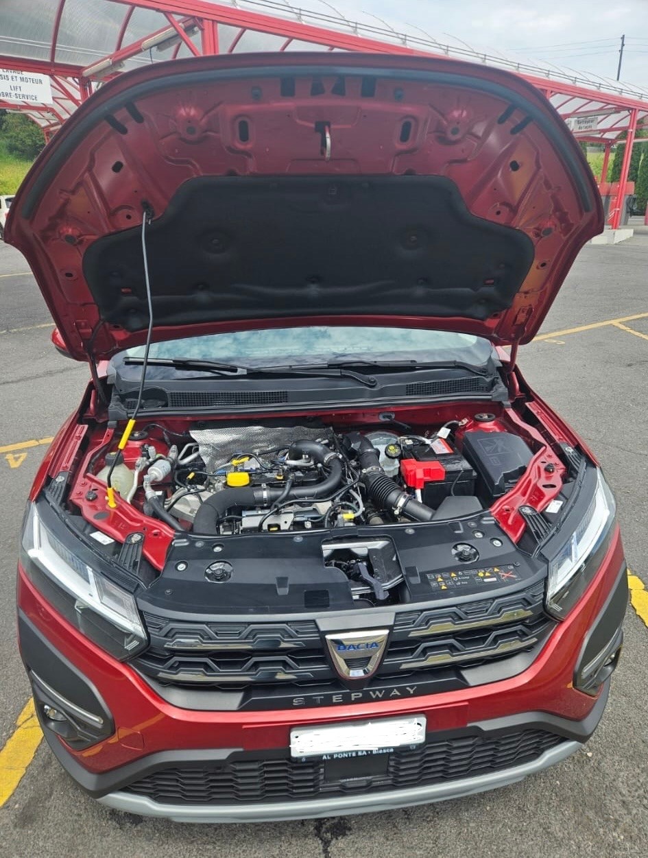 DACIA Sandero Stepway TCe 90 Comfort-image-5