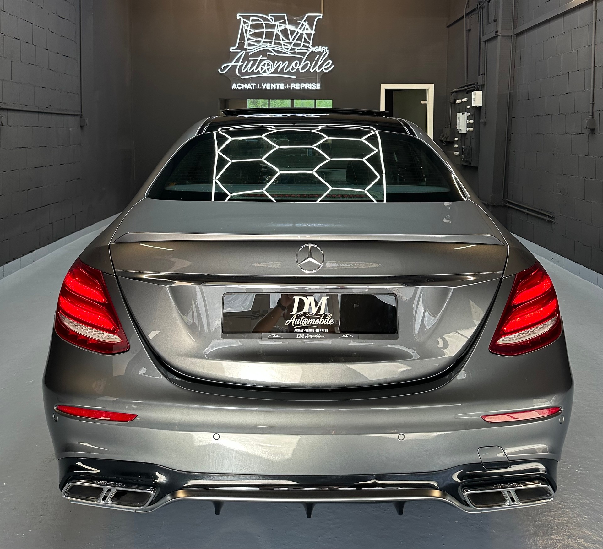MERCEDES-BENZ E 63 AMG S 4Matic No Fap-No OPF // Leasing dès 749.- // Freins Céramique - keramik // Panorama // Distronic // Garantie-image-5