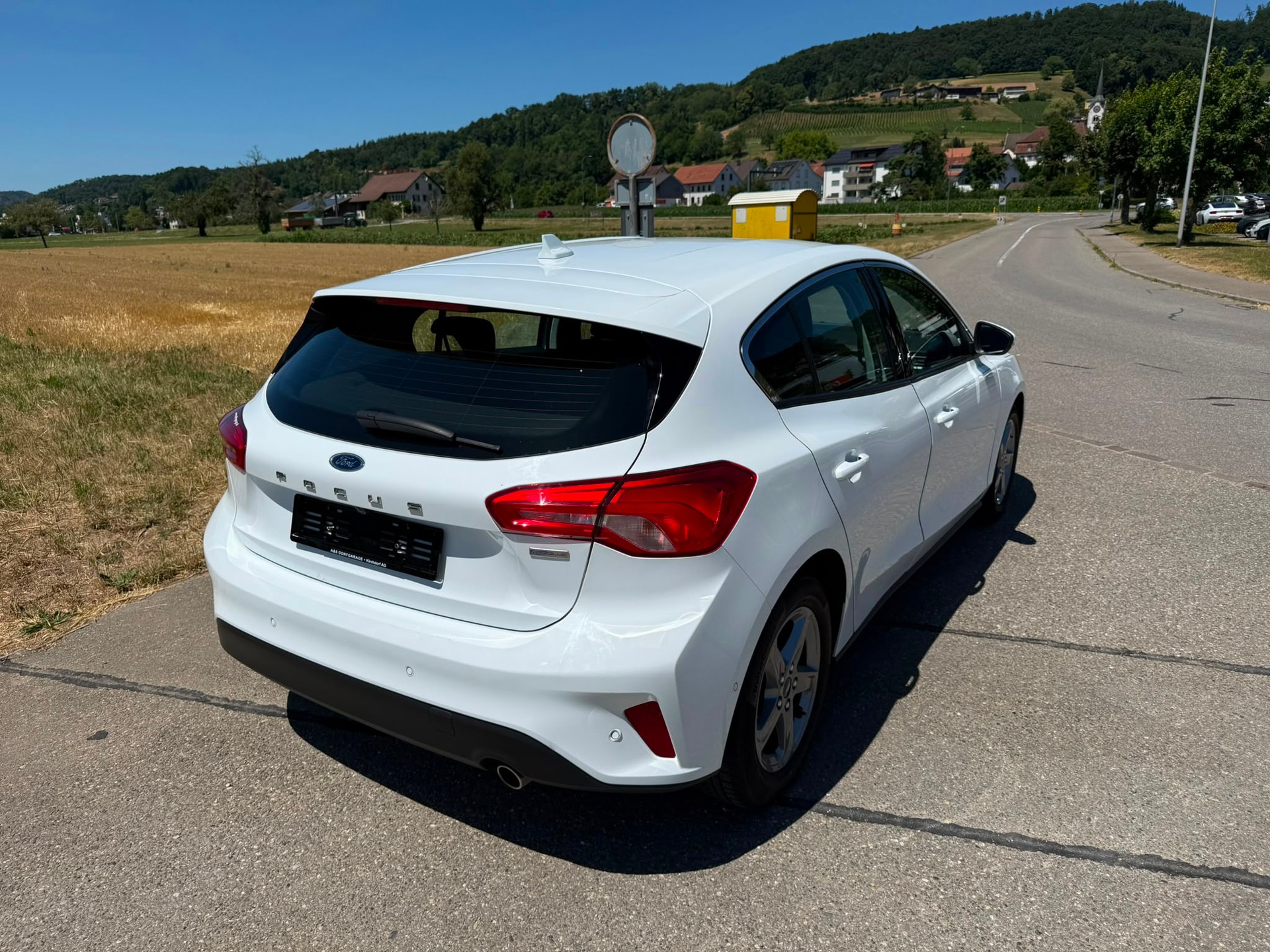 FORD Focus 1.5 TDCi Business Automatic-image-4