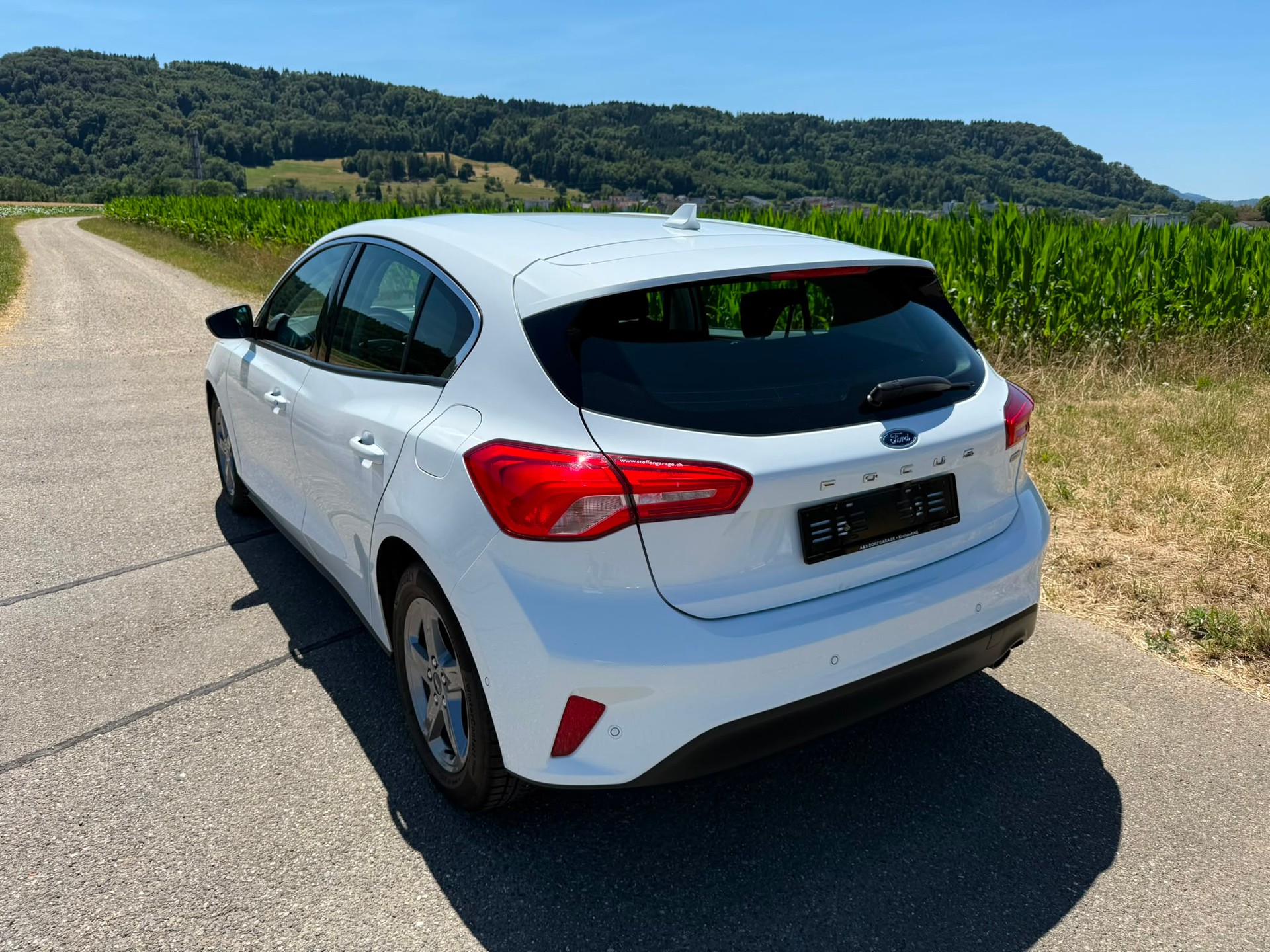 FORD Focus 1.5 TDCi Business Automatic-image-2