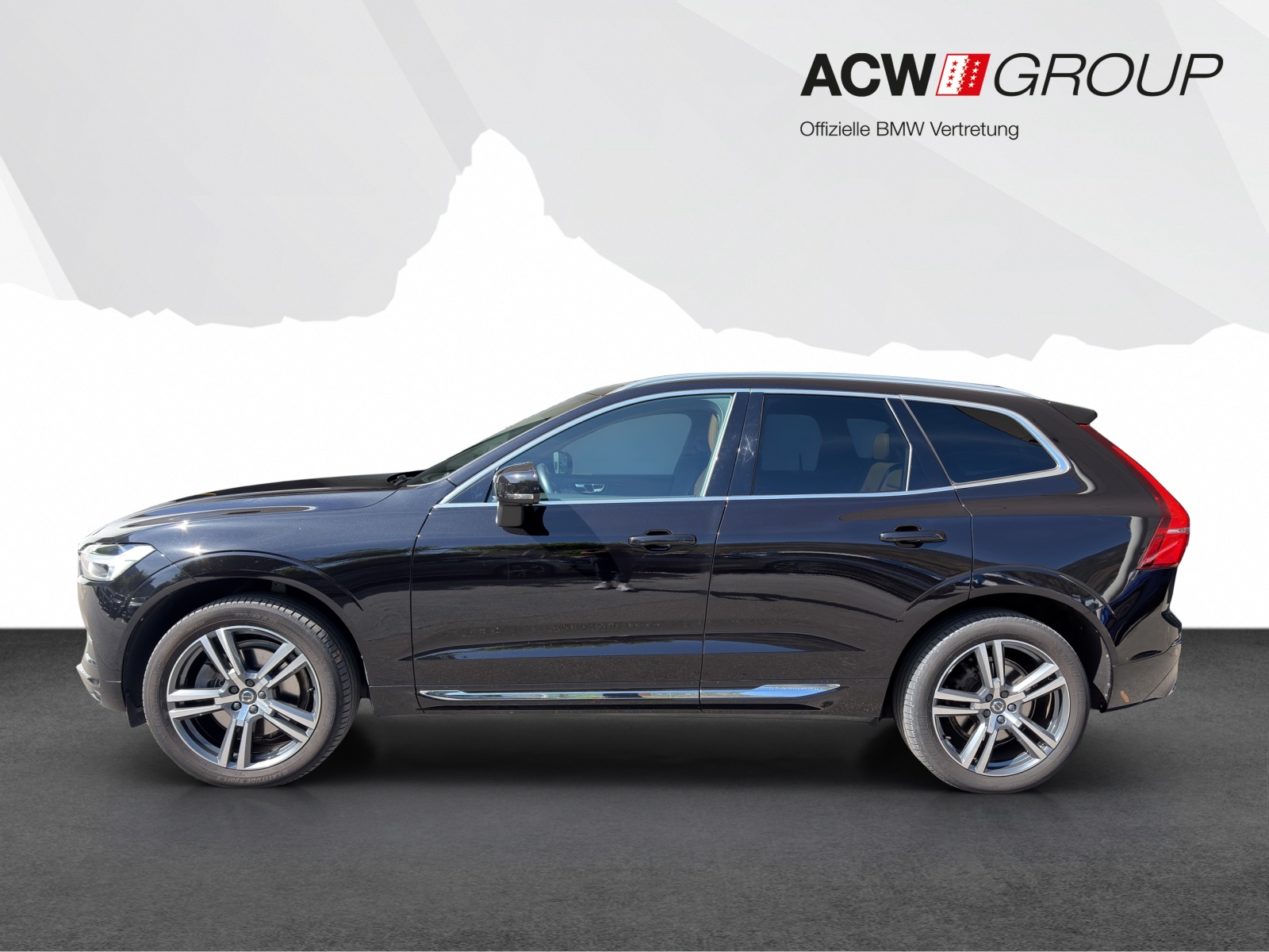 VOLVO XC60 2.0 B4 MH Inscription AWD-image-1