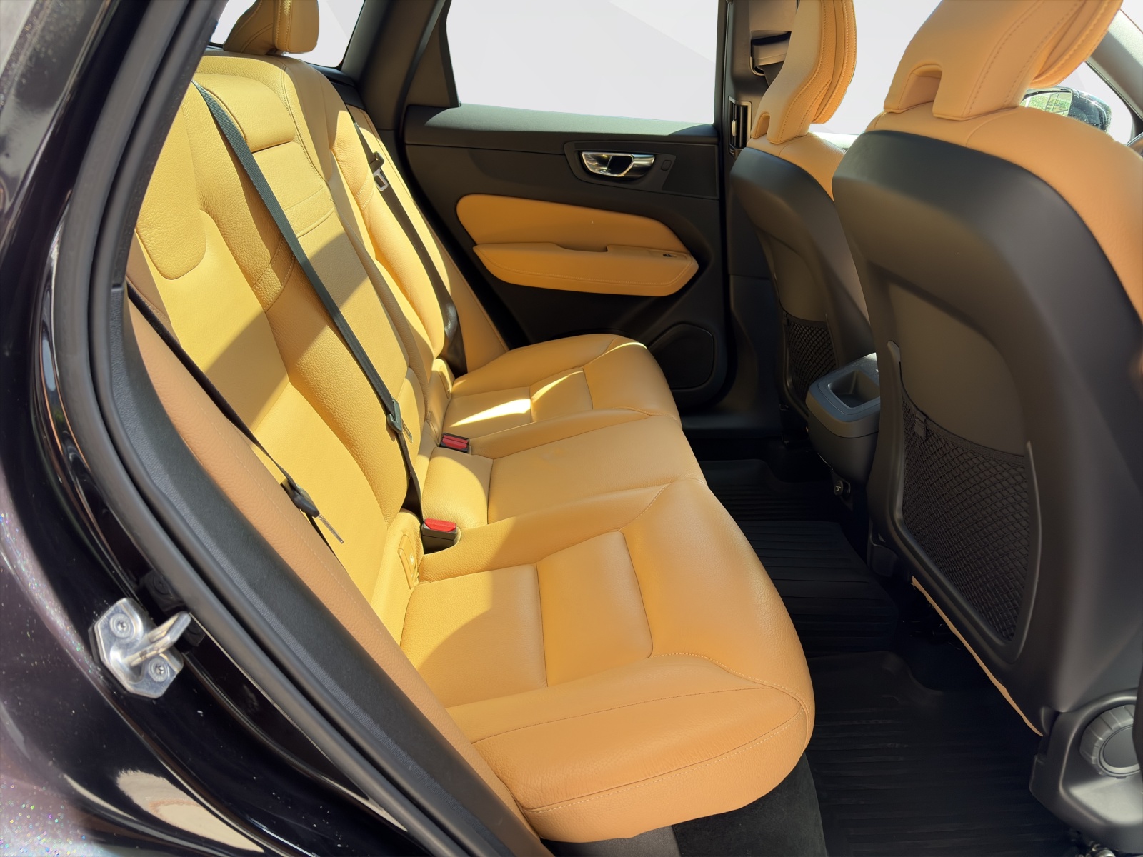 VOLVO XC60 2.0 B4 MH Inscription AWD-image-20