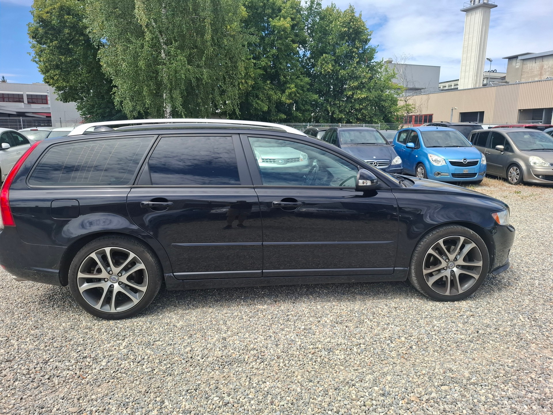 VOLVO V50 D3 Kinetic Geartronic-image-3