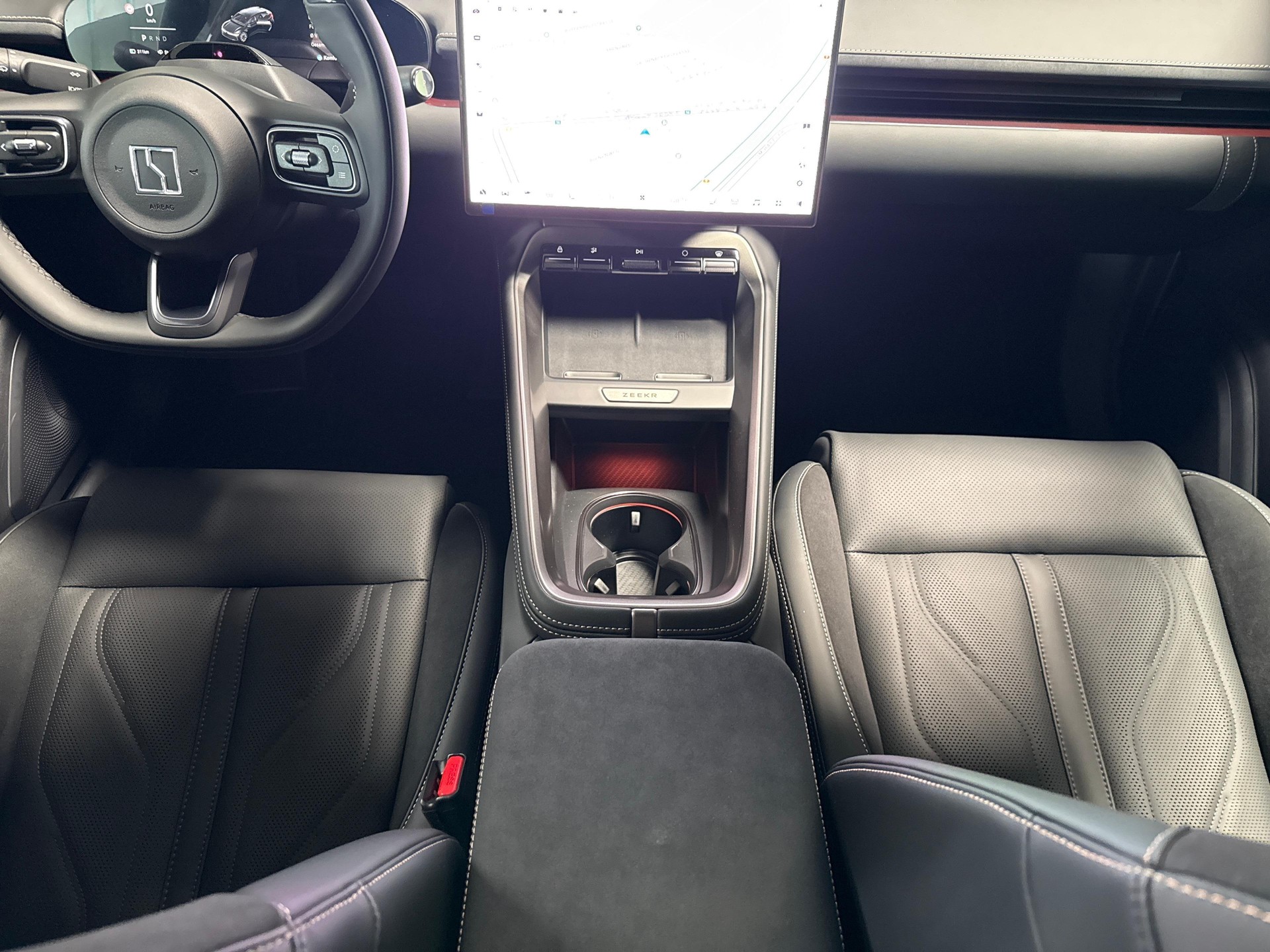 ZEEKR 7GT Privilege AWD-image-8