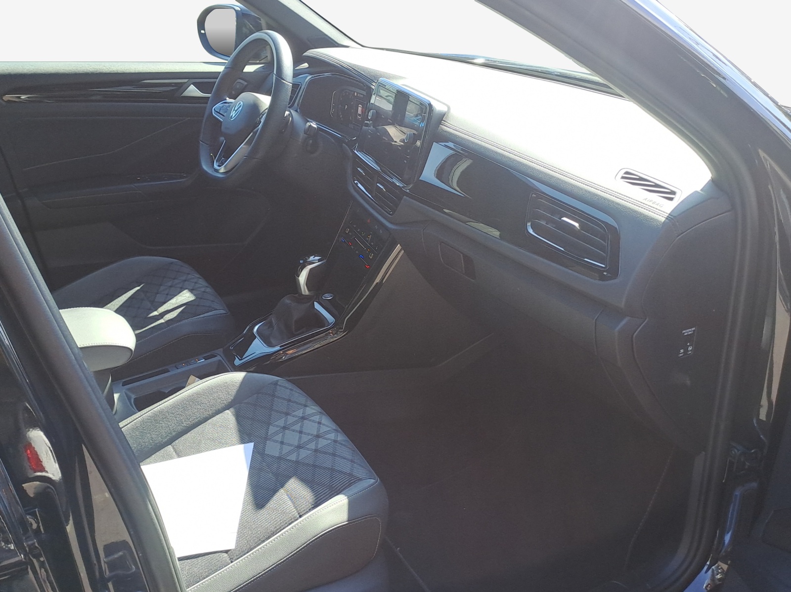 VW T-Roc 1.5 TSI EVO R-Line DSG-image-13