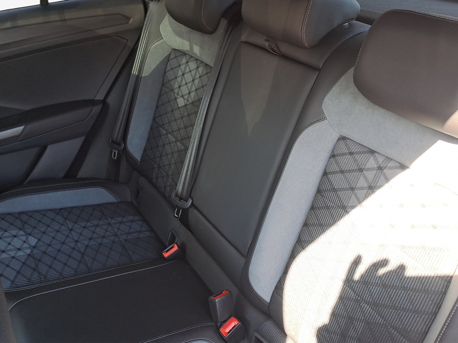 VW T-Roc 1.5 TSI EVO R-Line DSG-image-11