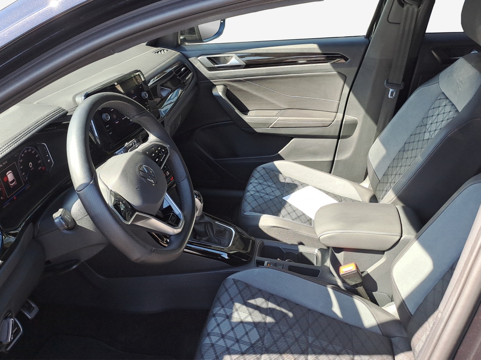VW T-Roc 1.5 TSI EVO R-Line DSG-image-7