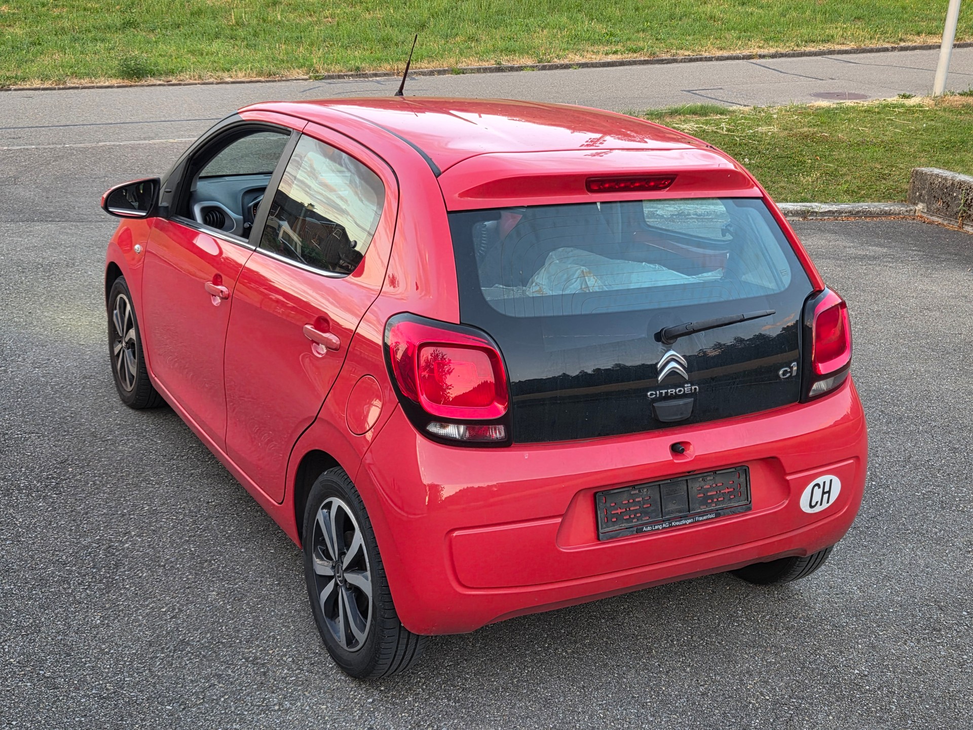 CITROEN C1 1.2 VTi Feel-image-4