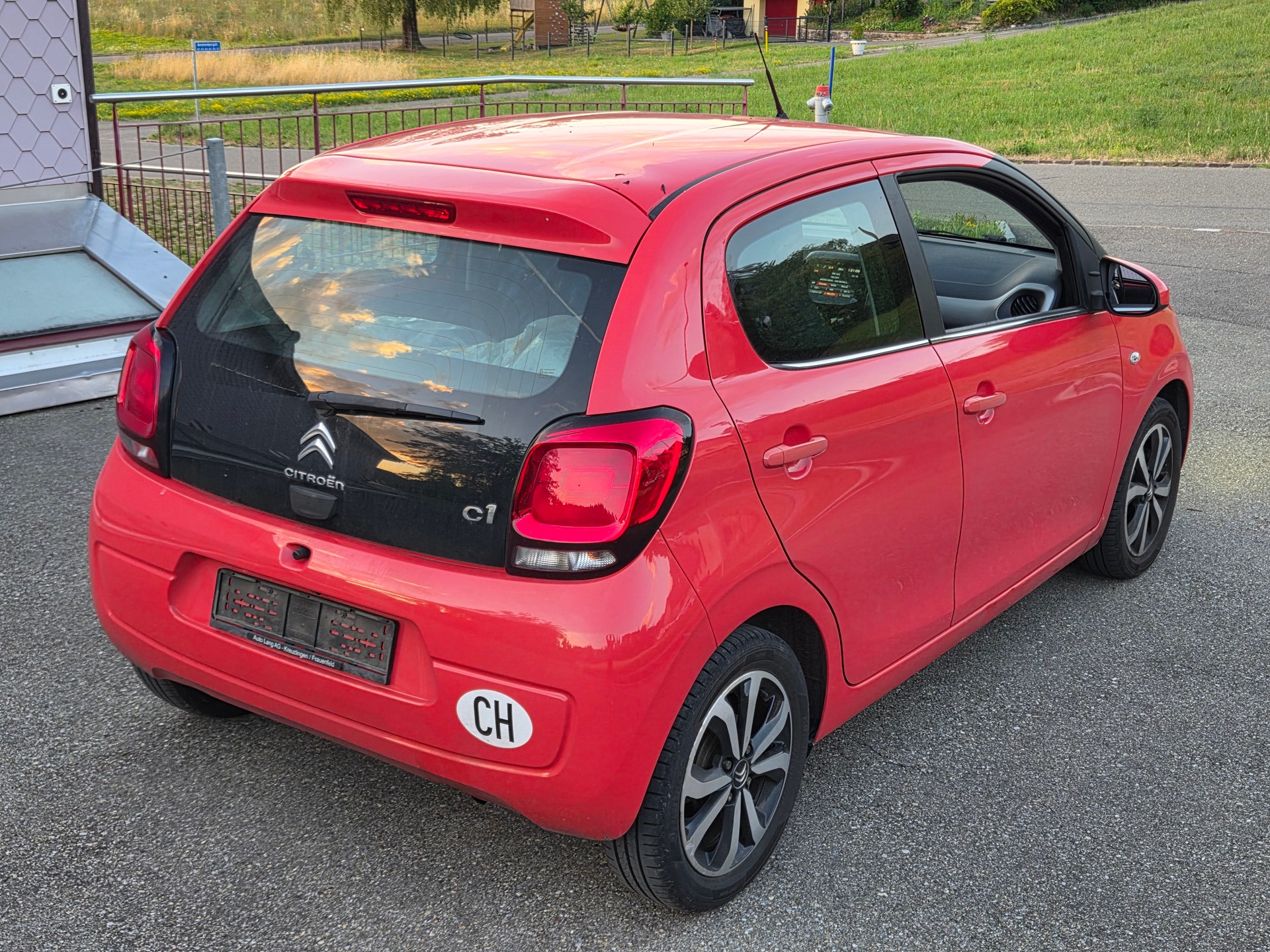 CITROEN C1 1.2 VTi Feel-image-5
