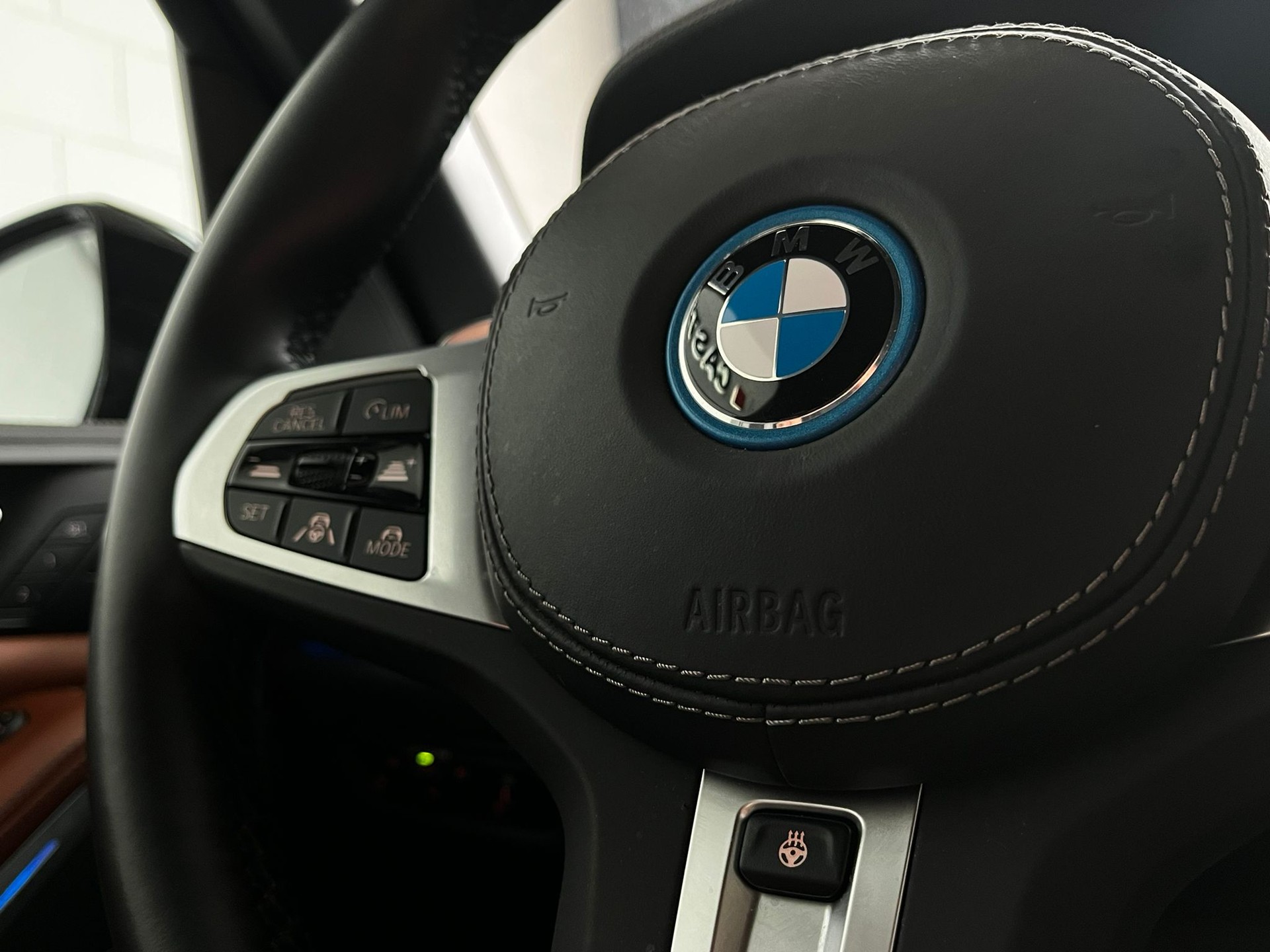 BMW X5 xDrive45e M Sport-image-18